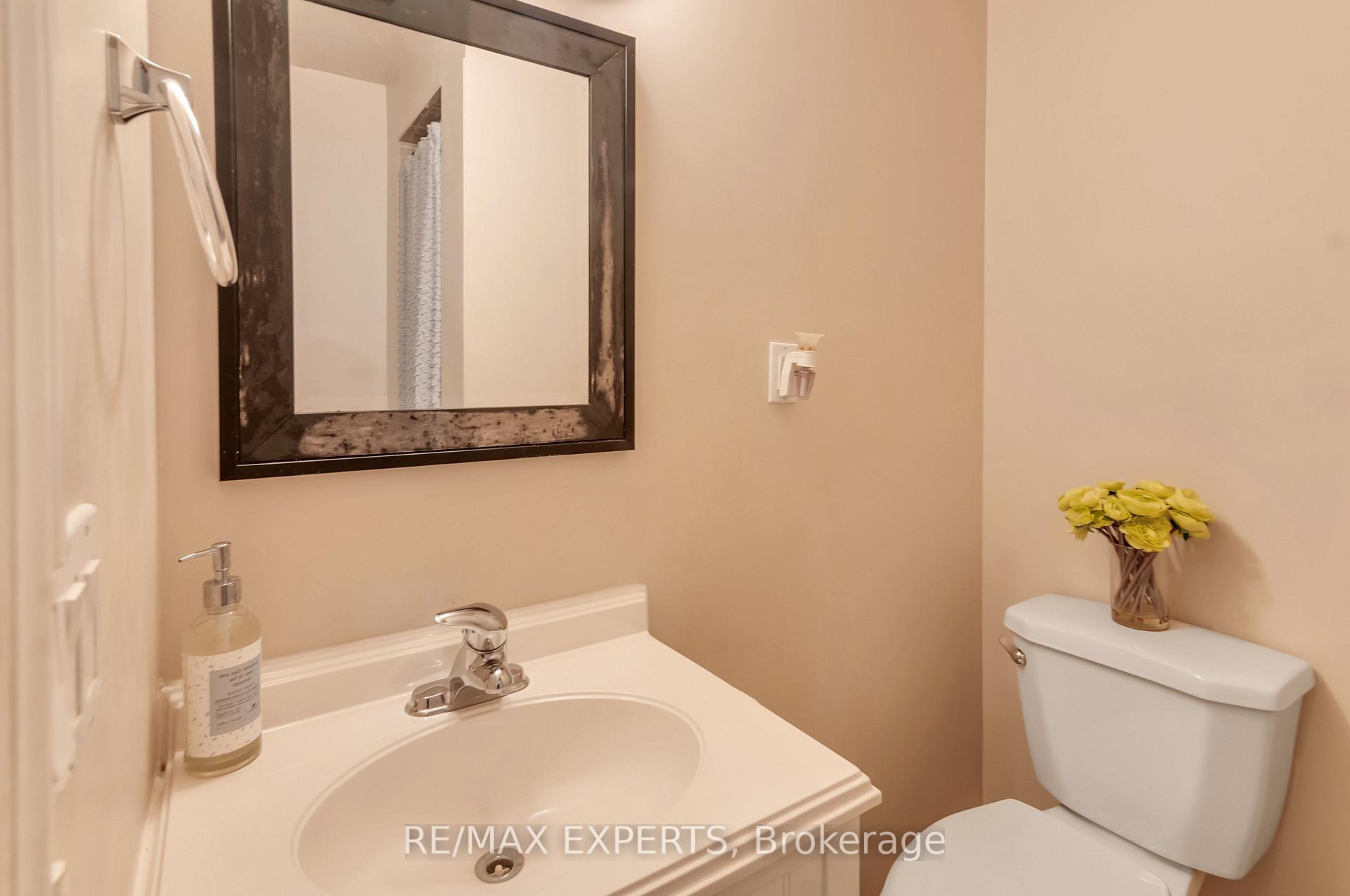 Photo 40 of 76 Eagle Trace Drive, Brampton, Sandringham-Wellington — HOMEH