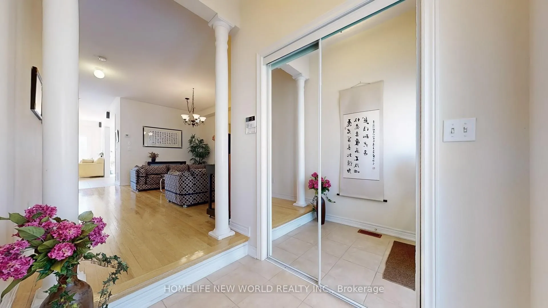 Photo 4 of 11 Drew Kelly Way, Markham, Buttonville — HOMEH