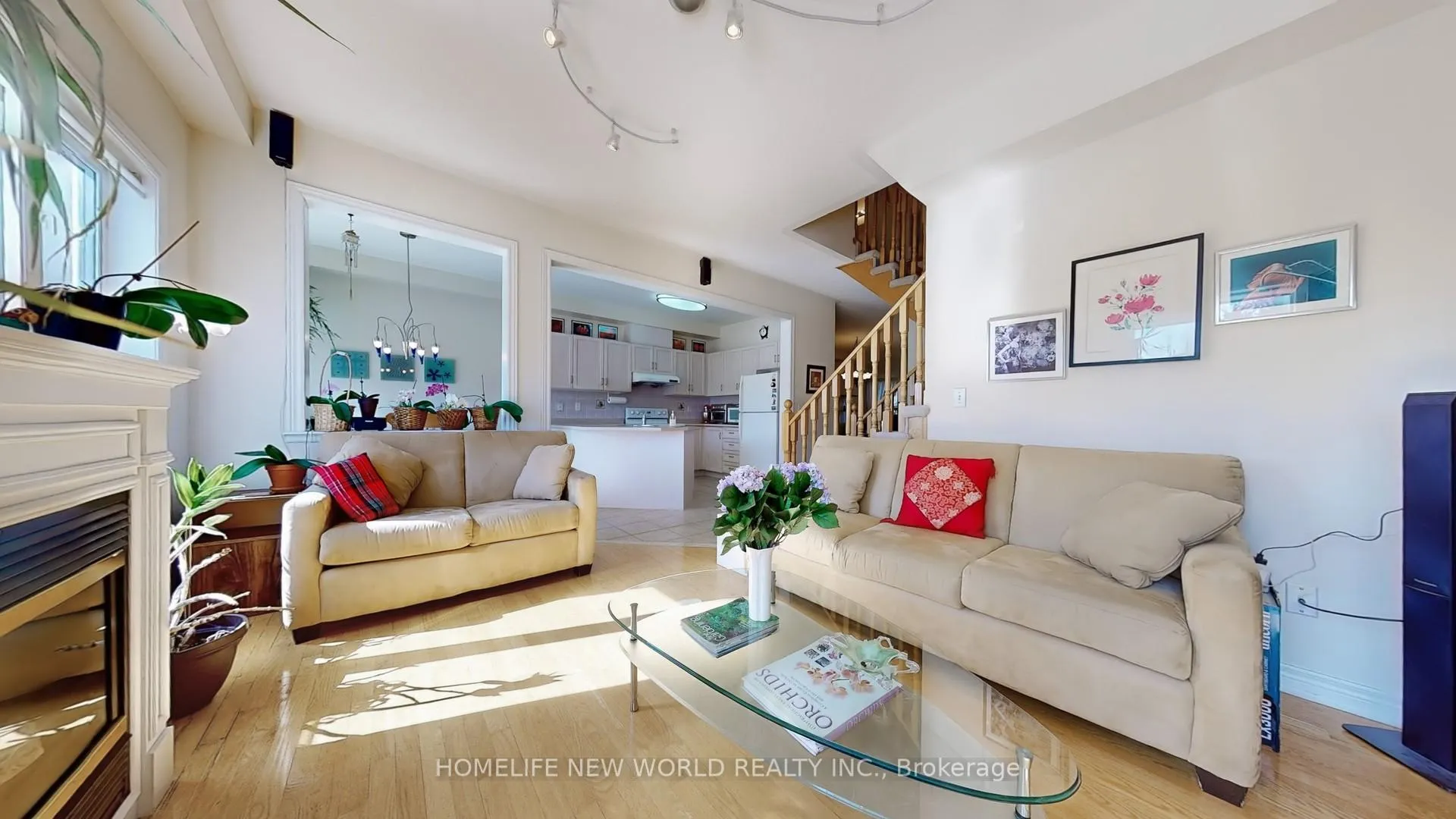 Photo 12 of 11 Drew Kelly Way, Markham, Buttonville — HOMEH