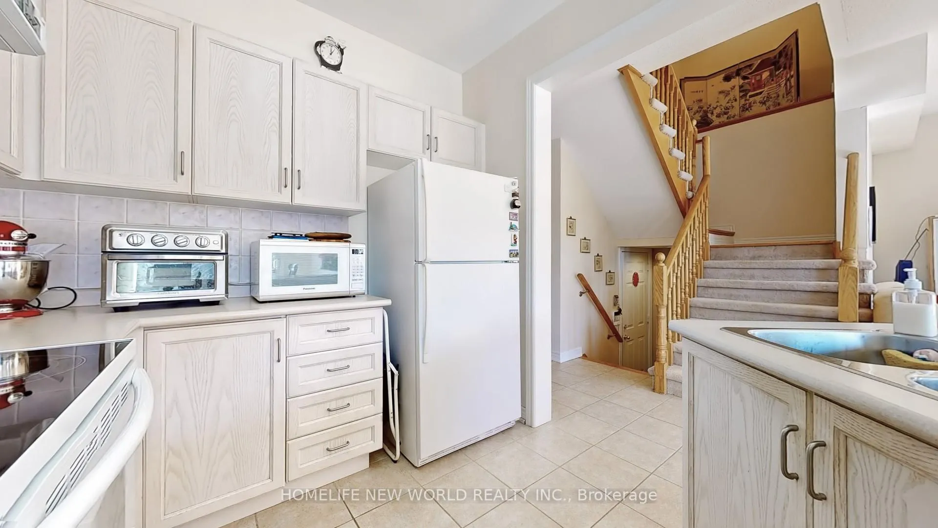 Photo 16 of 11 Drew Kelly Way, Markham, Buttonville — HOMEH