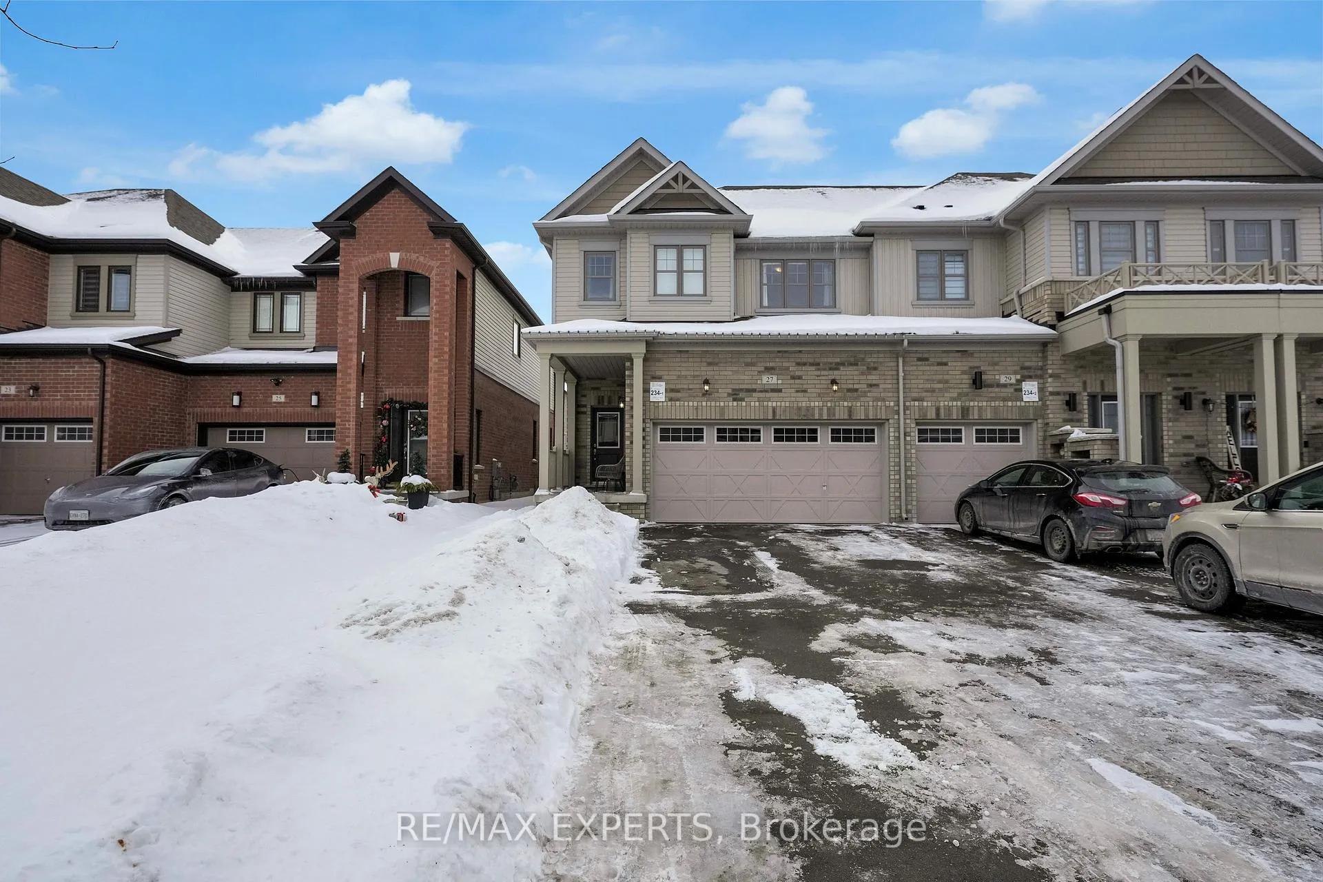 Photo 1 of 27 Arnold Crescent, New Tecumseth, Alliston — HOMEH