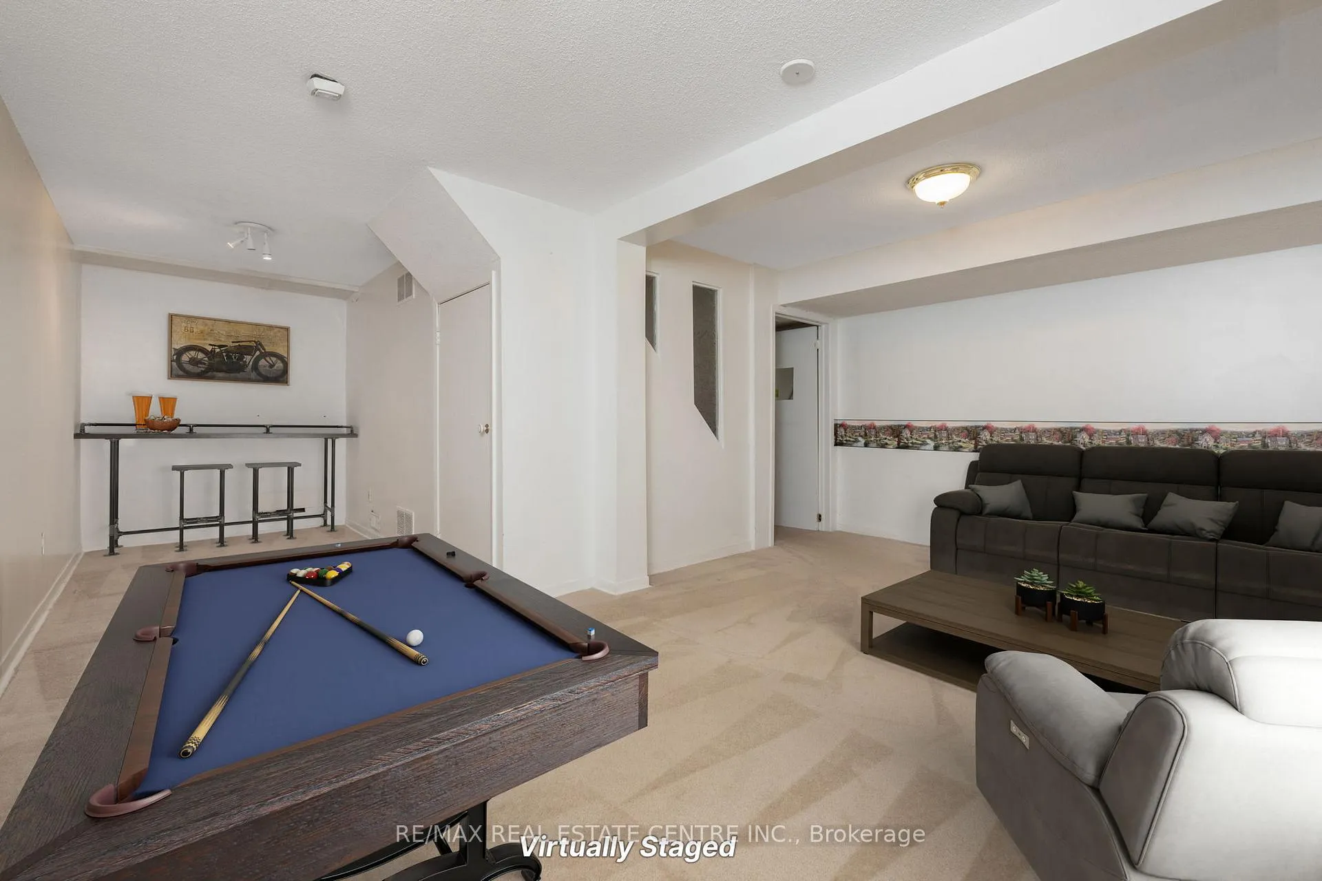 Photo 25 of 75 Foster Crescent, Brampton, Brampton North — HOMEH