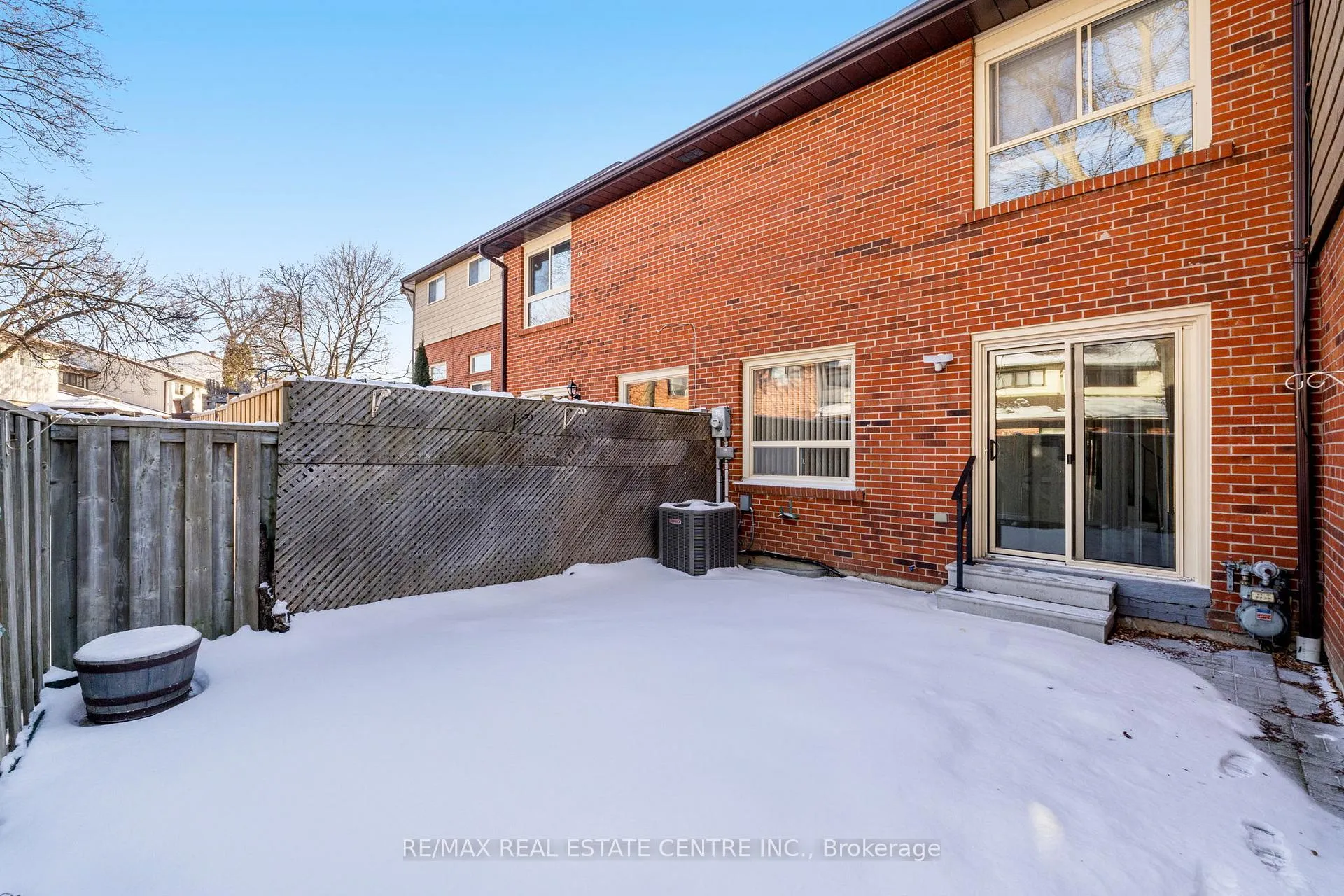 Photo 29 of 75 Foster Crescent, Brampton, Brampton North — HOMEH
