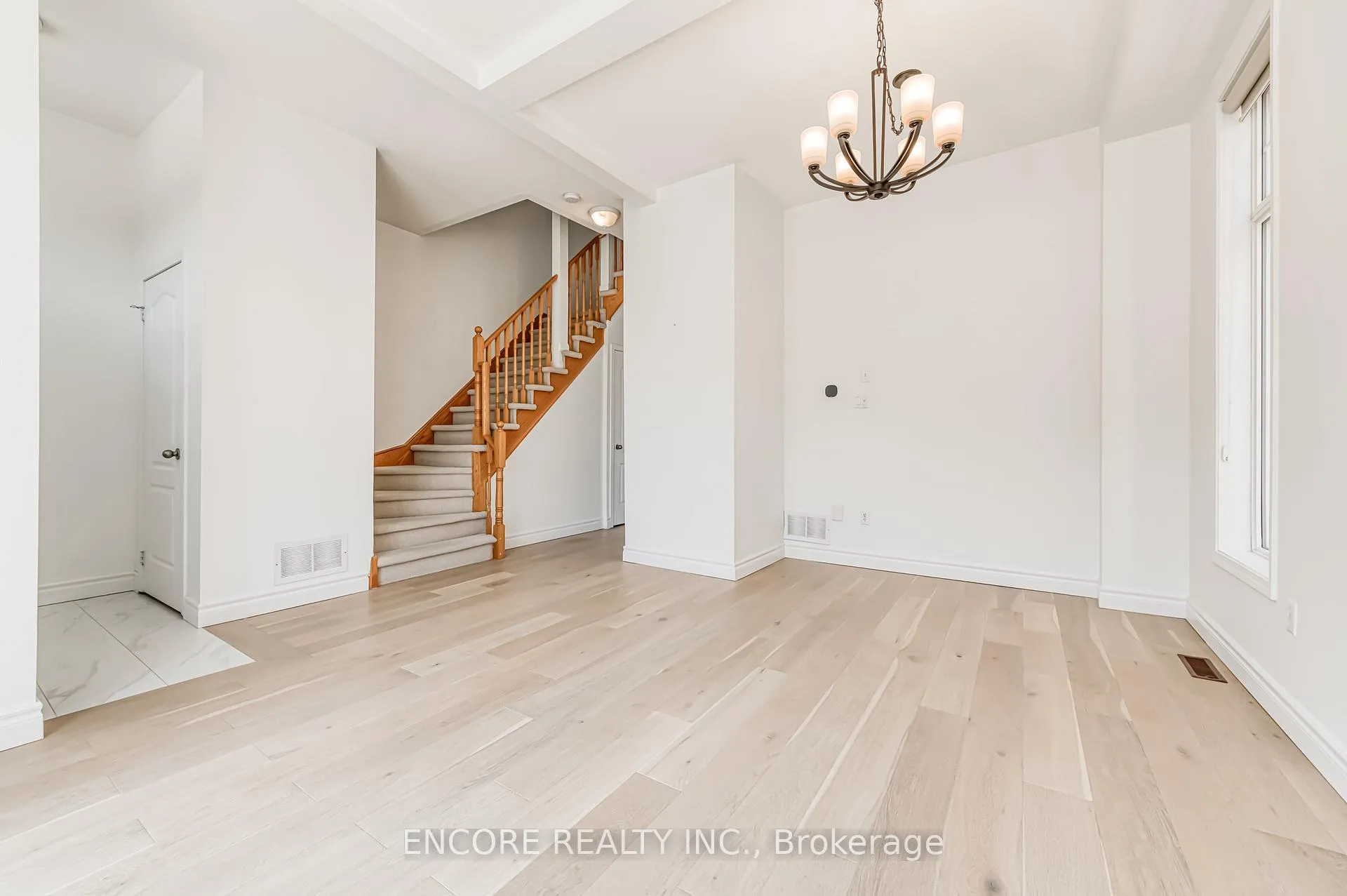 Photo 12 of 24 Spring Meadow Avenue, Markham, Cornell — HOMEH