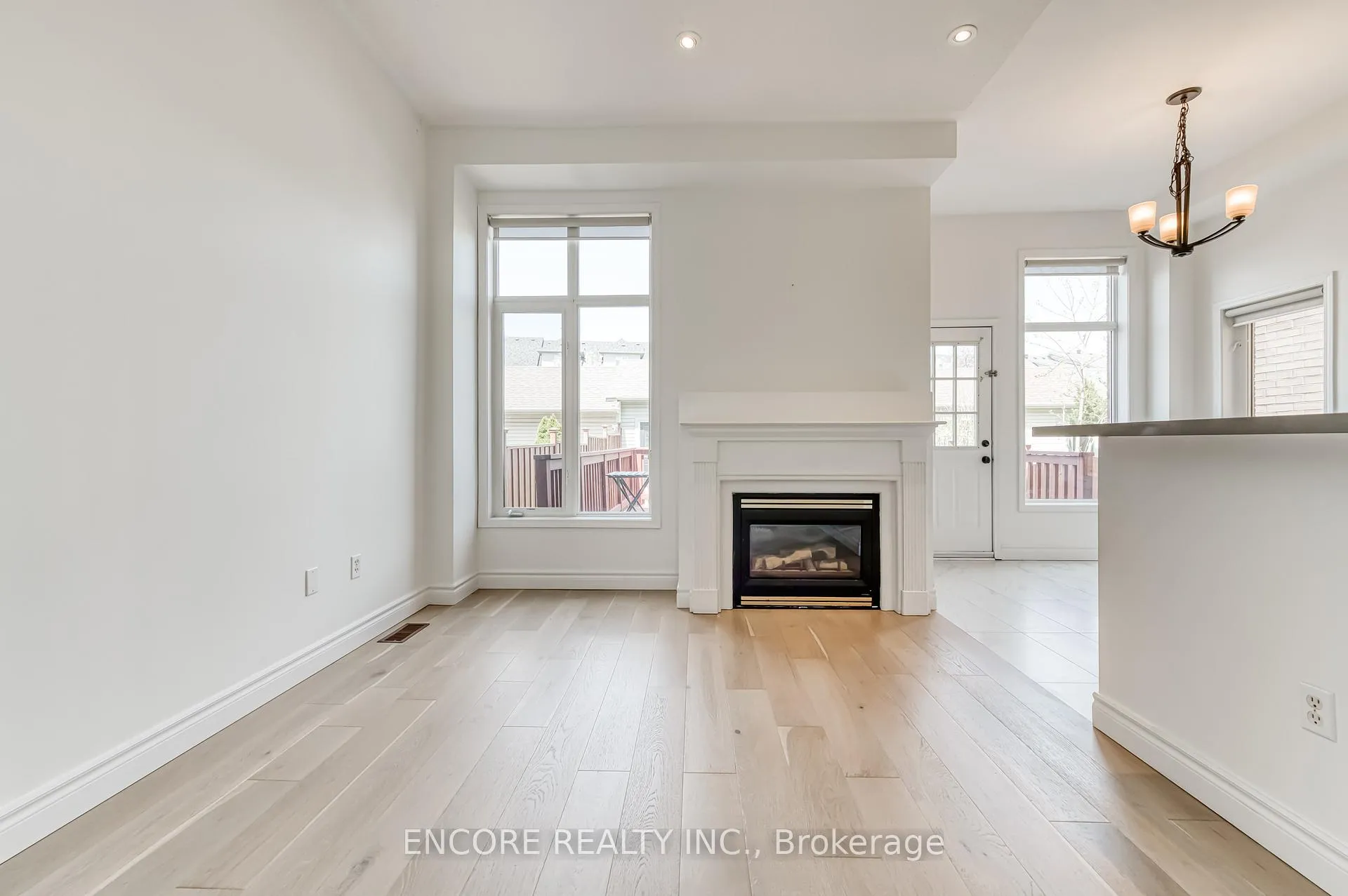 Photo 13 of 24 Spring Meadow Avenue, Markham, Cornell — HOMEH