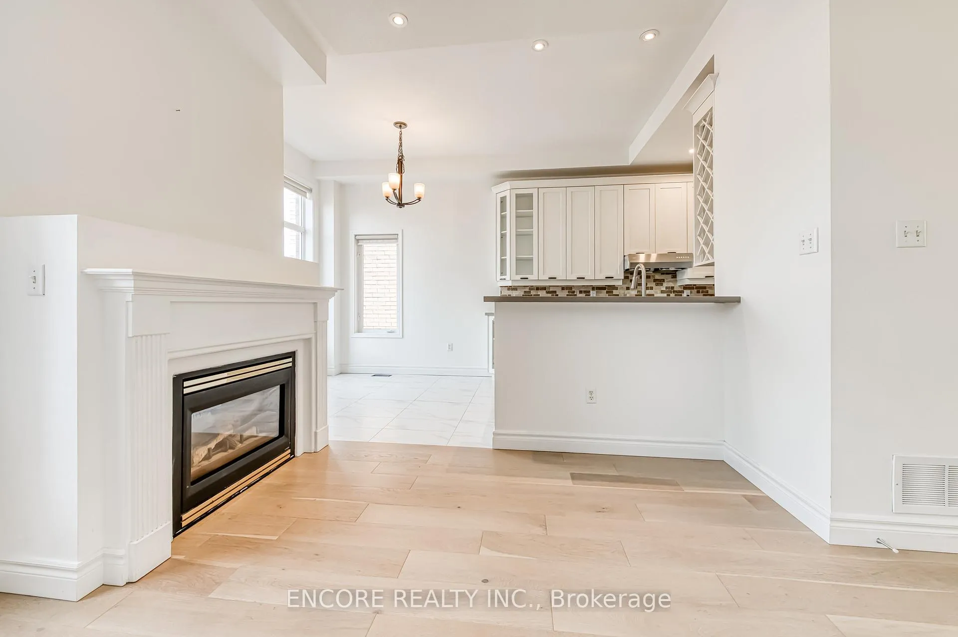 Photo 15 of 24 Spring Meadow Avenue, Markham, Cornell — HOMEH