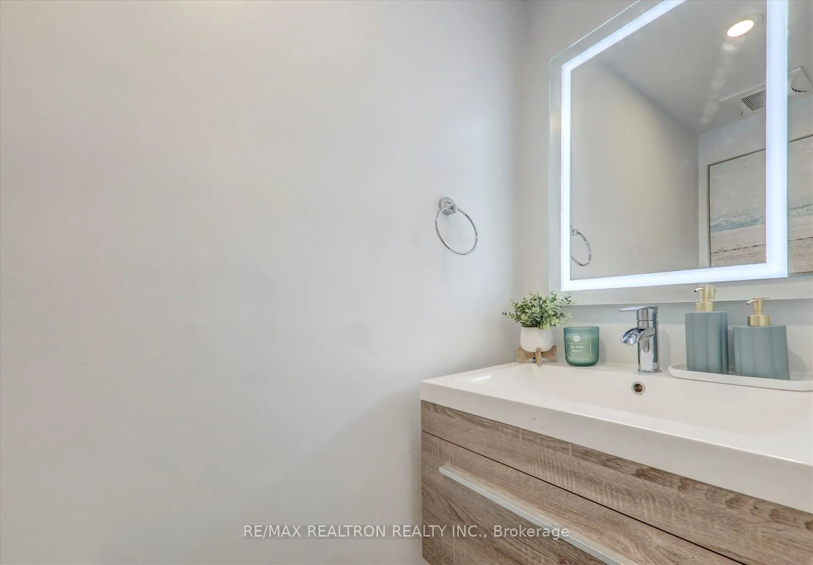 Photo 20 of 16 Larkin Avenue, Markham, Markham Village — HOMEH