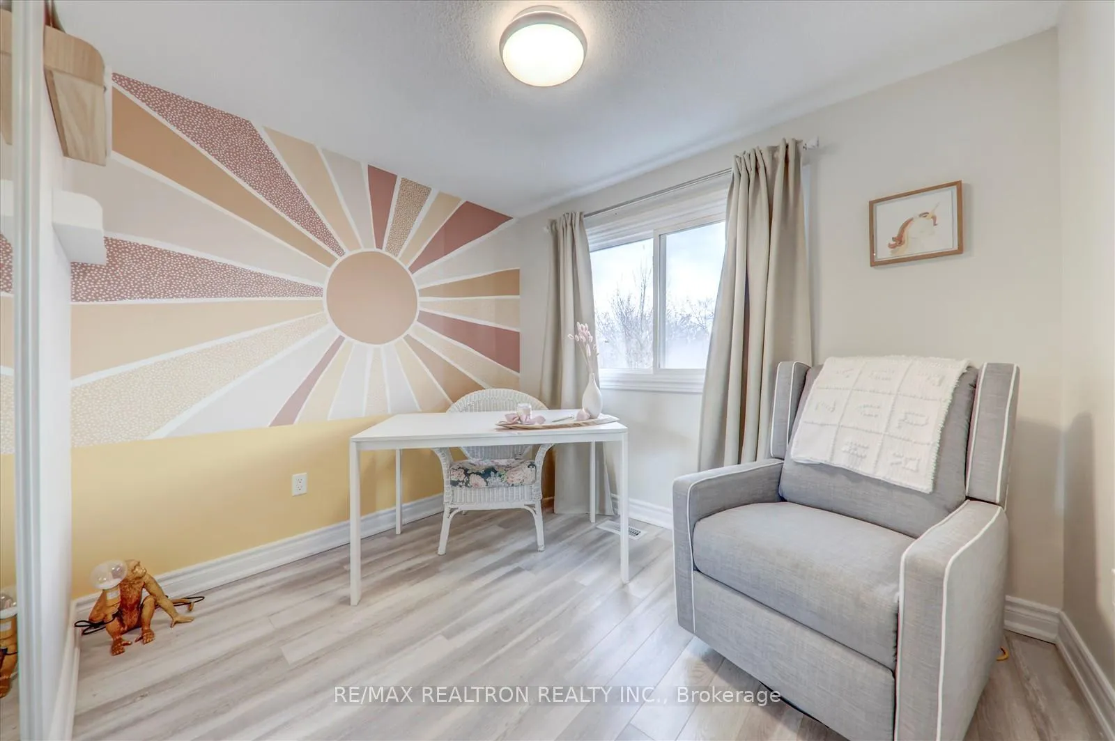 Photo 26 of 16 Larkin Avenue, Markham, Markham Village — HOMEH