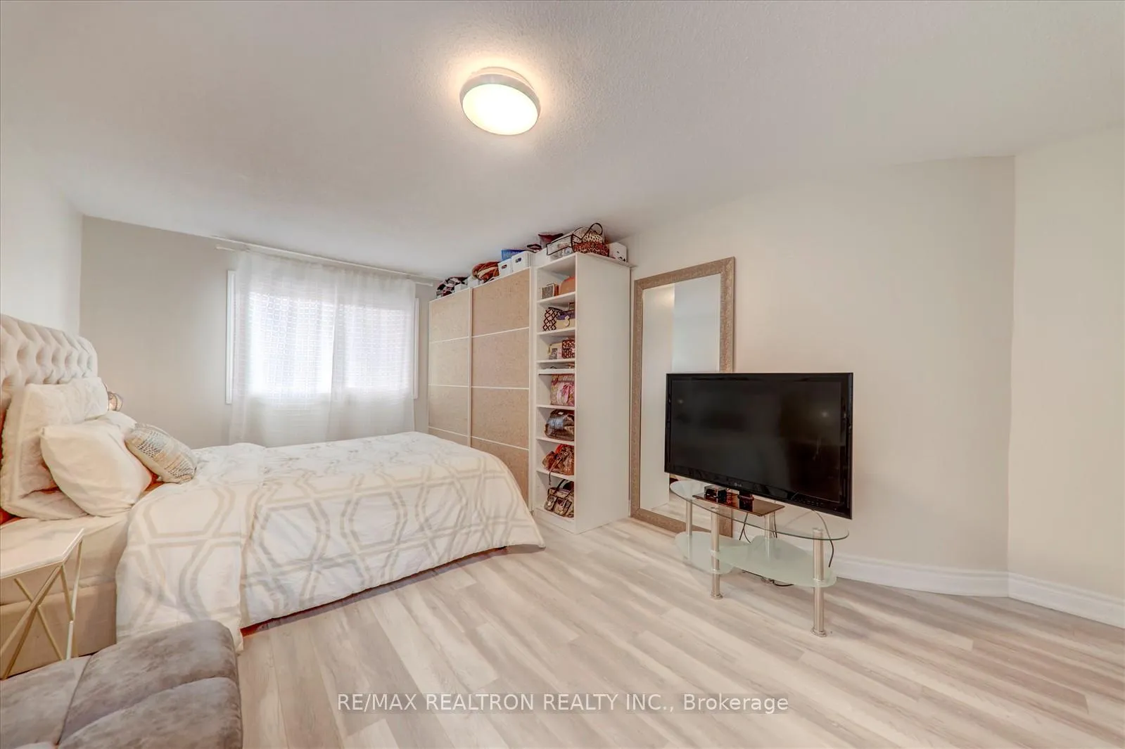 Photo 29 of 16 Larkin Avenue, Markham, Markham Village — HOMEH