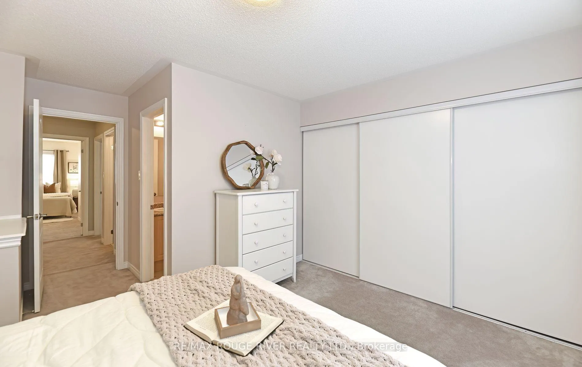 Photo 16 of 37 Martinworth Lane, Ajax, Central East — HOMEH