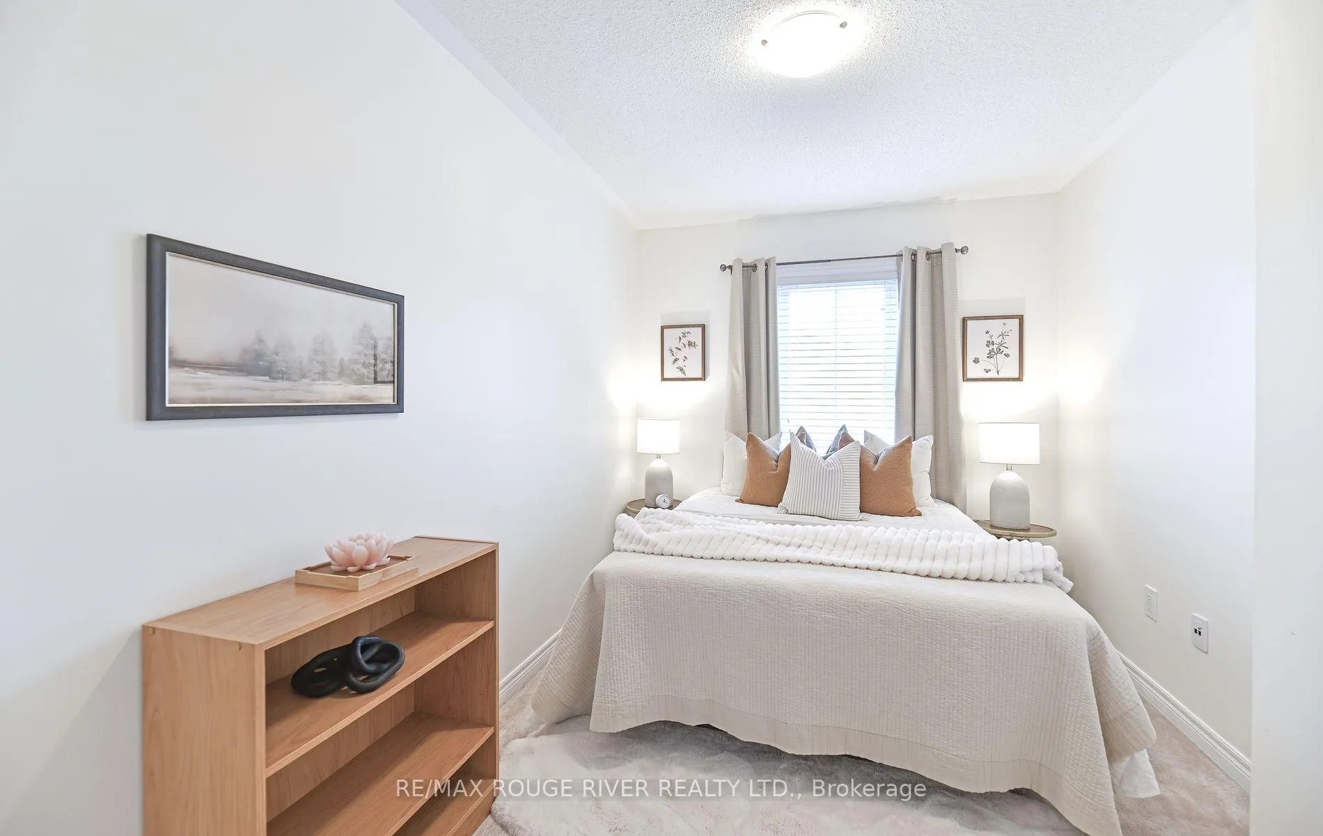 Photo 18 of 37 Martinworth Lane, Ajax, Central East — HOMEH