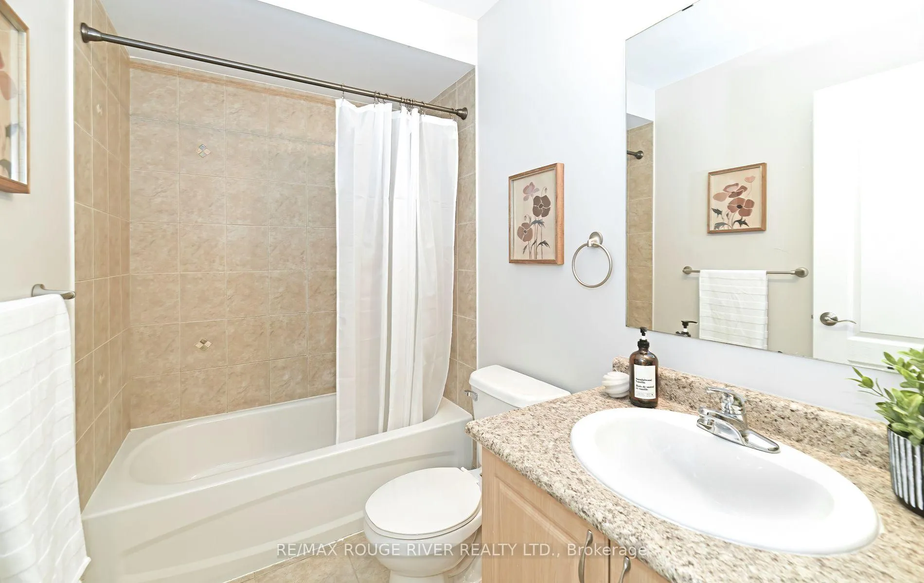 Photo 20 of 37 Martinworth Lane, Ajax, Central East — HOMEH