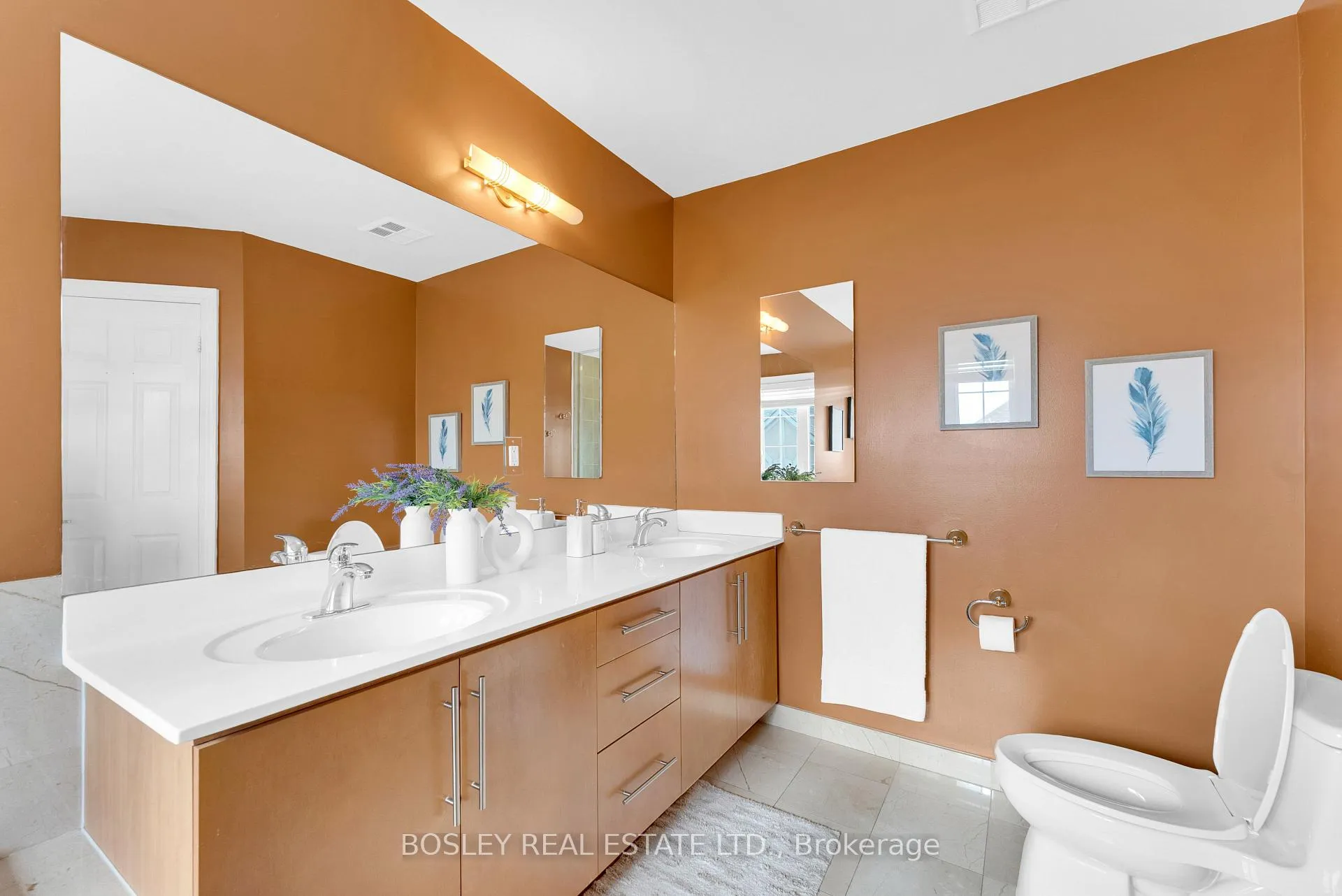 Photo 21 of 21 Legends Way, Markham, Unionville — HOMEH