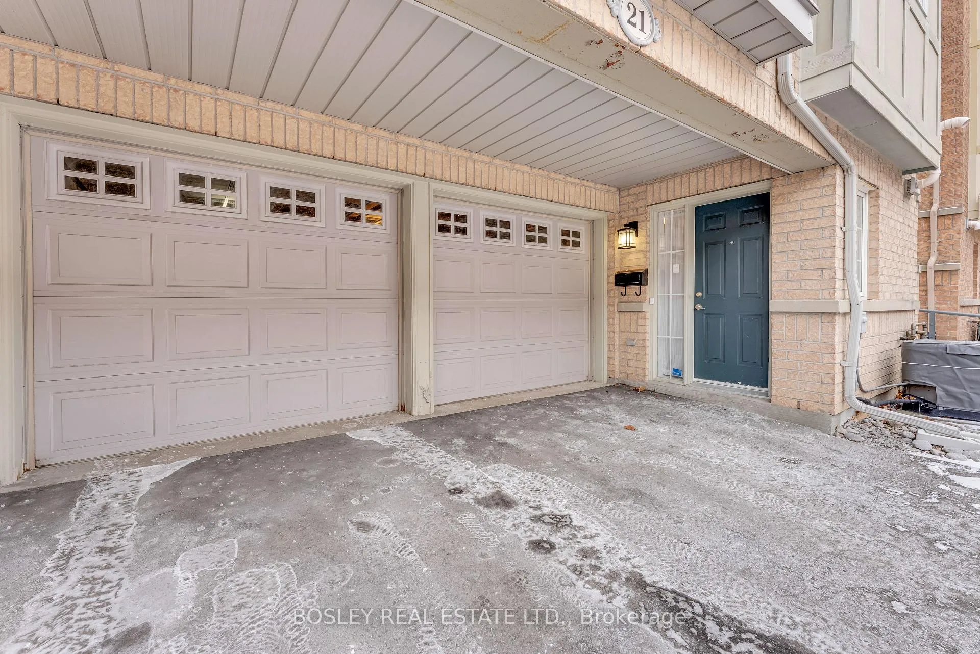 Photo 36 of 21 Legends Way, Markham, Unionville — HOMEH
