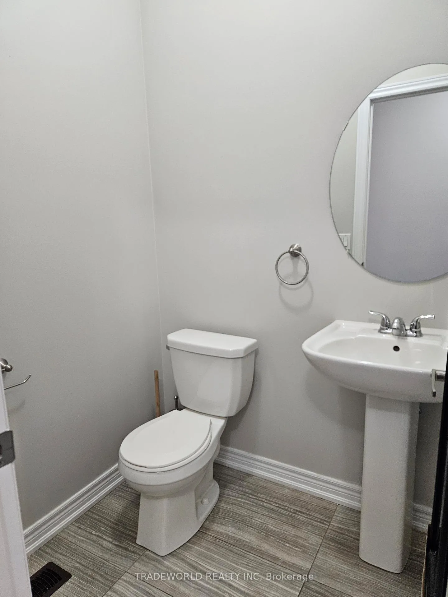 Photo 11 of 61 Memon Place, Markham, Wismer — HOMEH