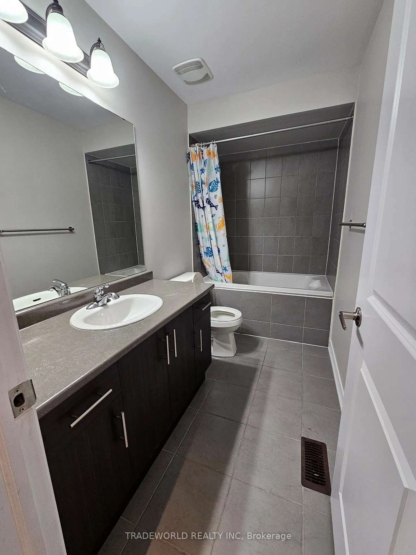 Photo 12 of 61 Memon Place, Markham, Wismer — HOMEH