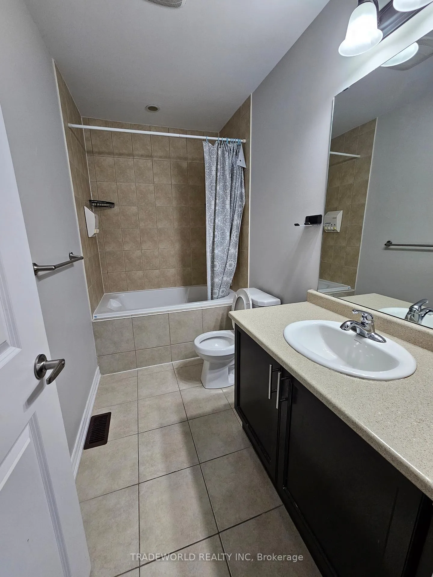 Photo 16 of 61 Memon Place, Markham, Wismer — HOMEH