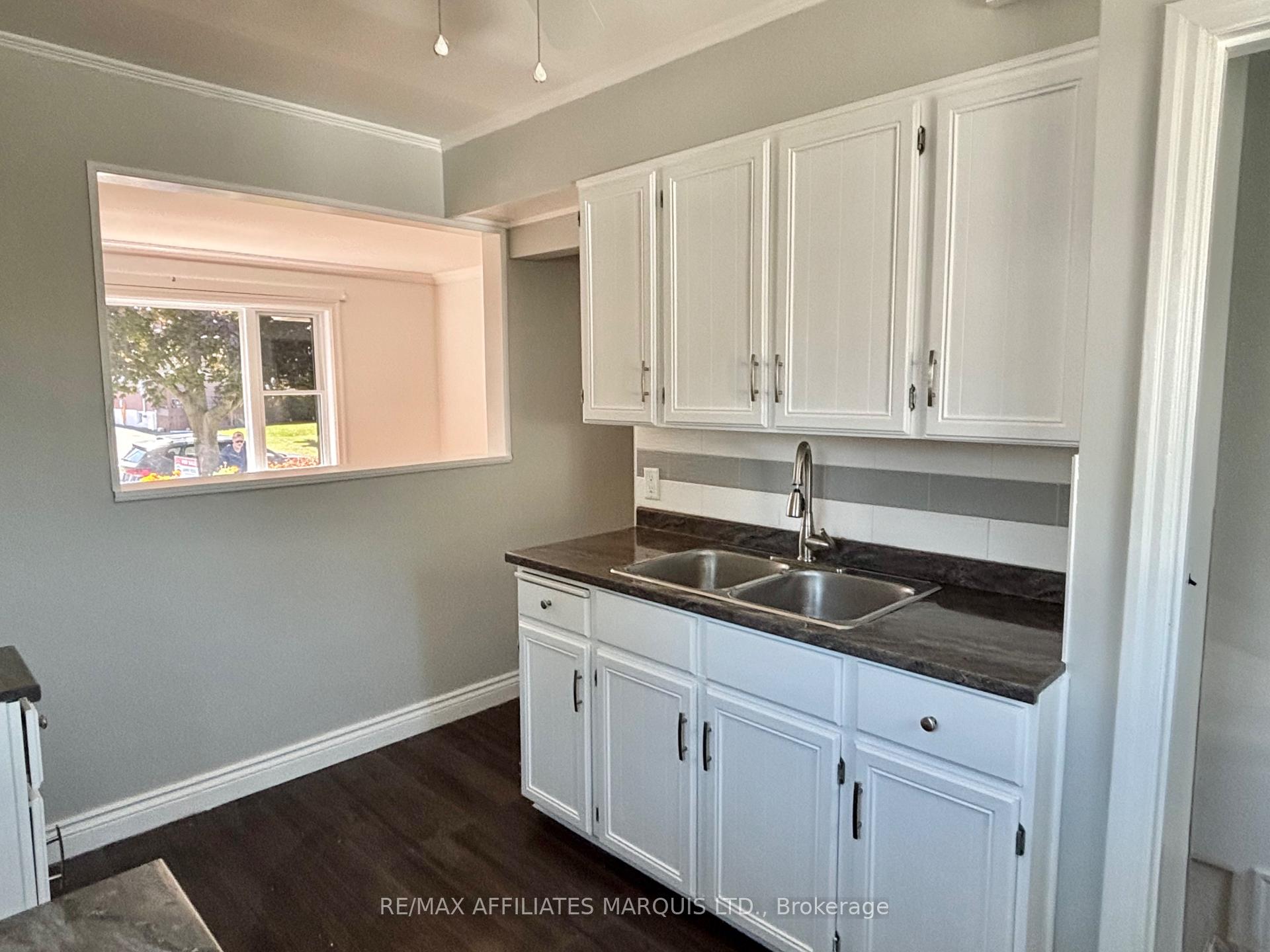 Photo 13 of 1005 Leonard Avenue, Cornwall — HOMEH