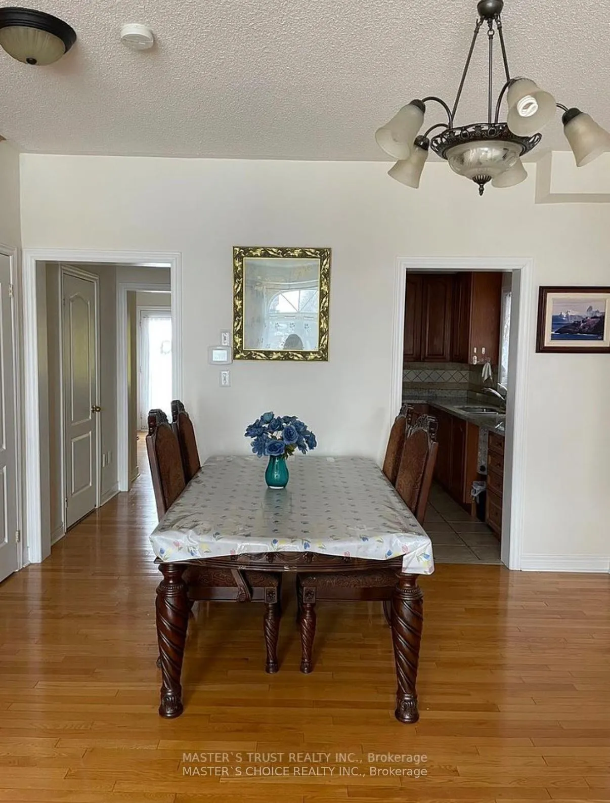 Photo 4 of 152 Bur Oak Avenue, Markham, Berczy — HOMEH