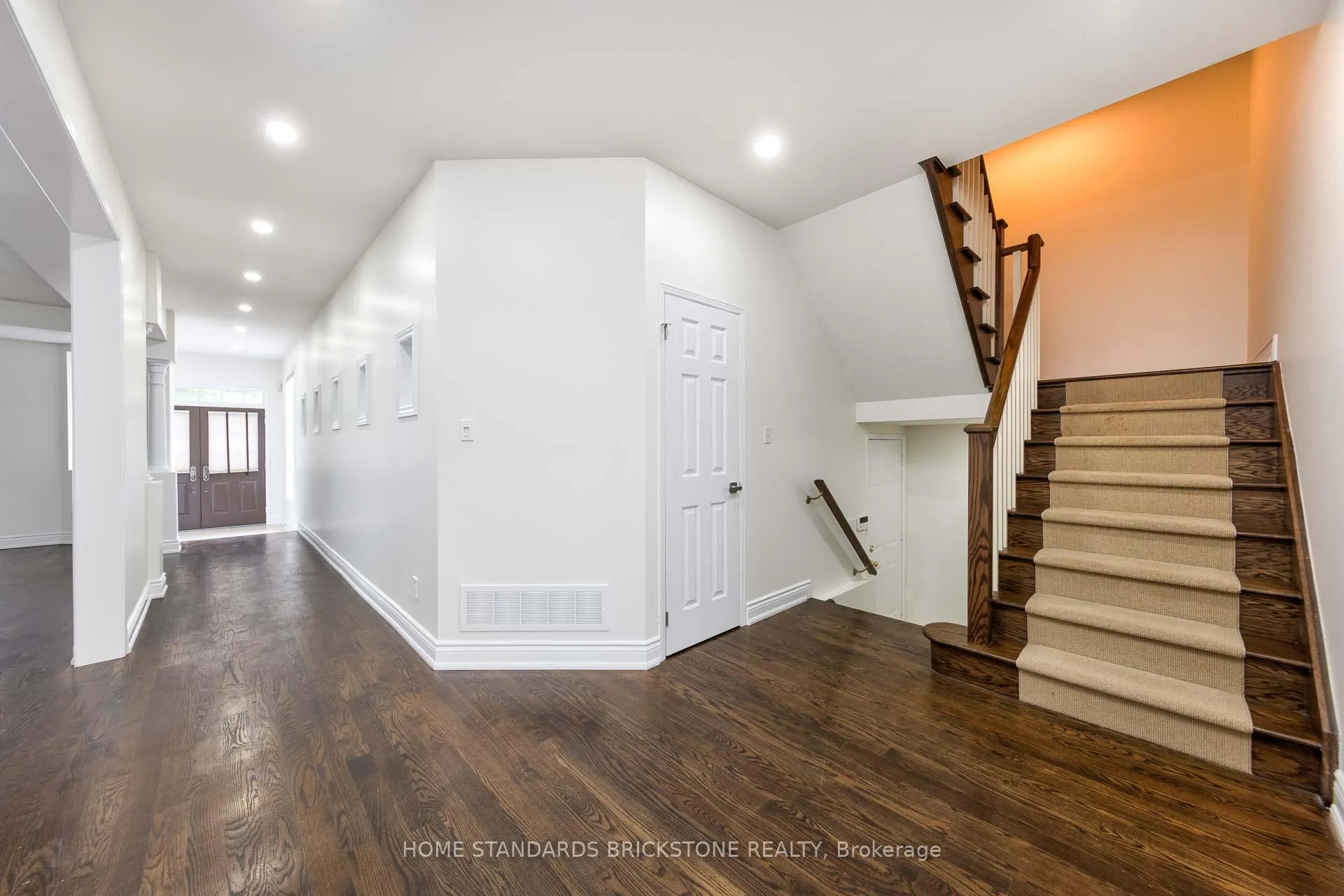 Photo 8 of 76 Leameadow Road, Vaughan, Patterson — HOMEH