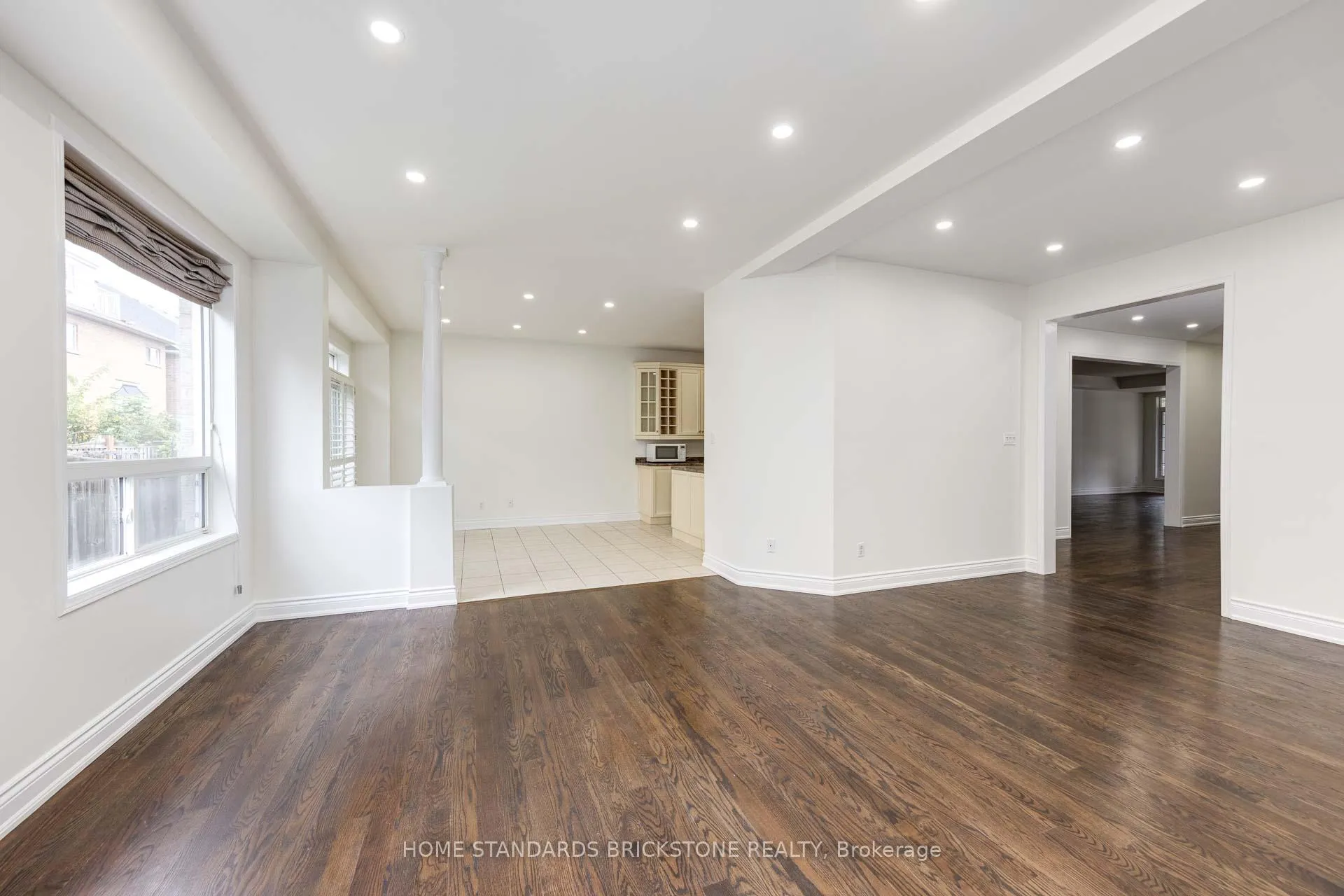 Photo 12 of 76 Leameadow Road, Vaughan, Patterson — HOMEH