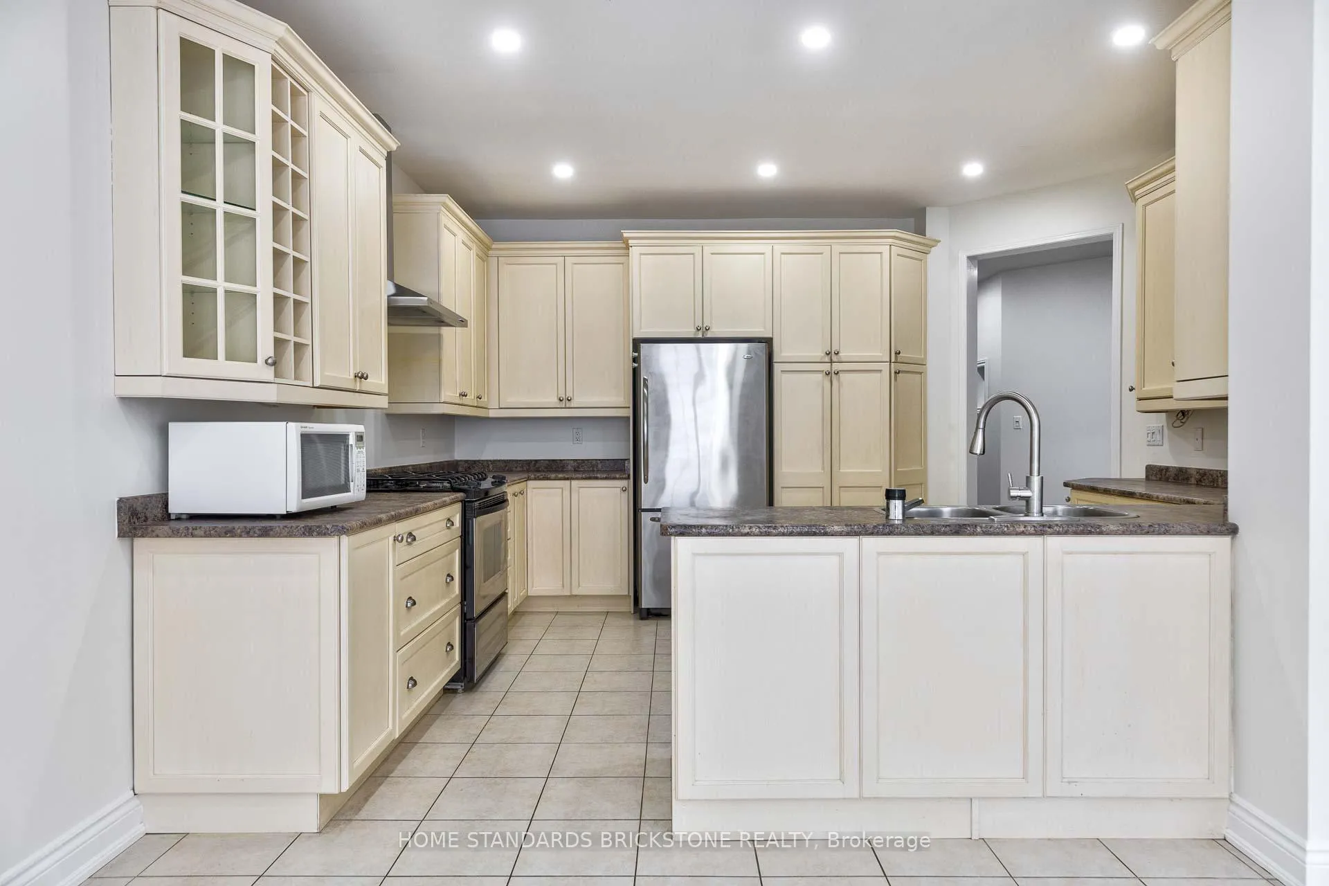Photo 15 of 76 Leameadow Road, Vaughan, Patterson — HOMEH