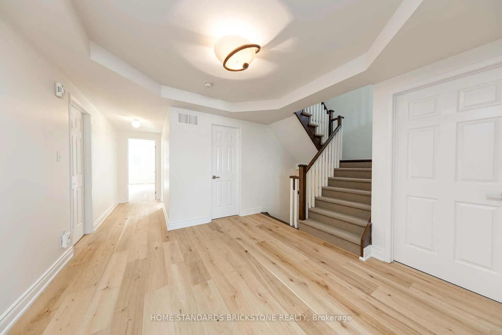 Photo 23 of 76 Leameadow Road, Vaughan, Patterson — HOMEH