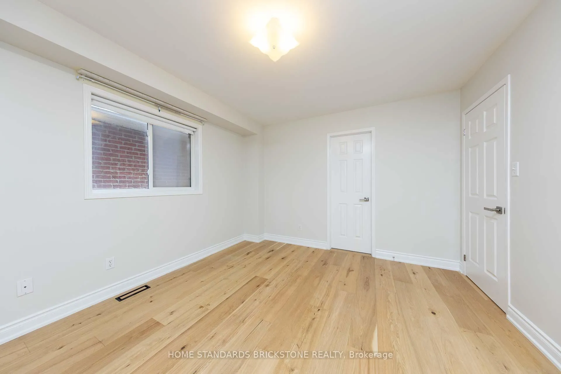 Photo 25 of 76 Leameadow Road, Vaughan, Patterson — HOMEH