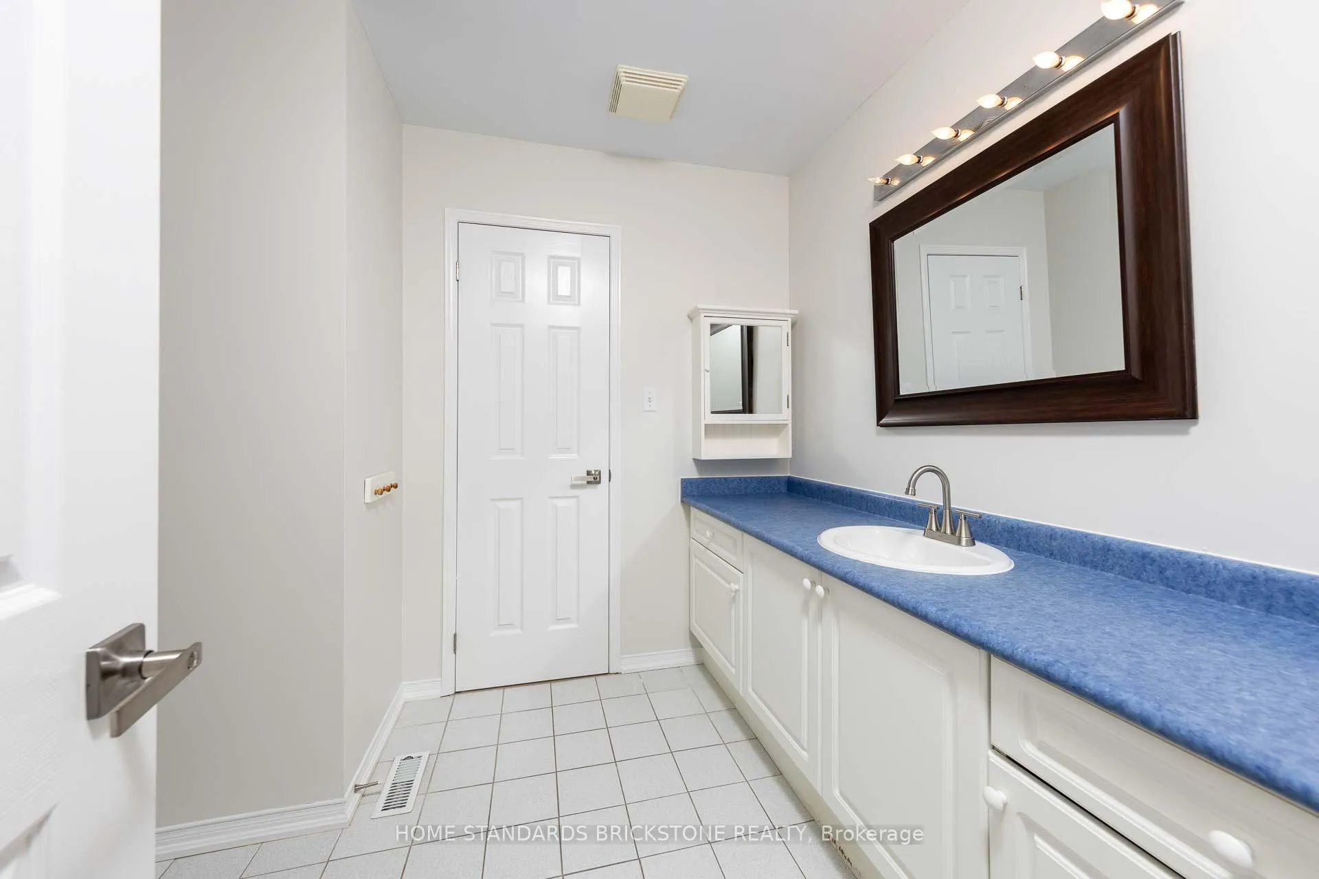 Photo 26 of 76 Leameadow Road, Vaughan, Patterson — HOMEH