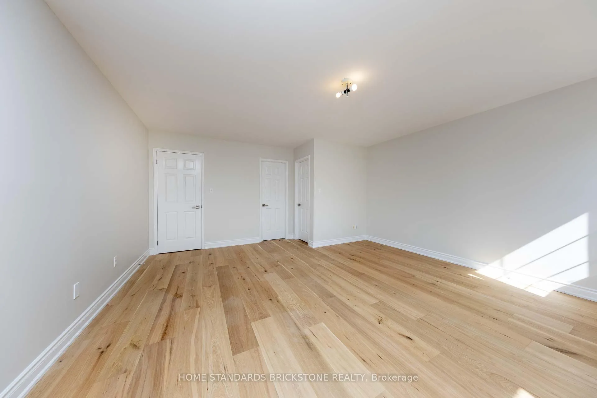 Photo 28 of 76 Leameadow Road, Vaughan, Patterson — HOMEH