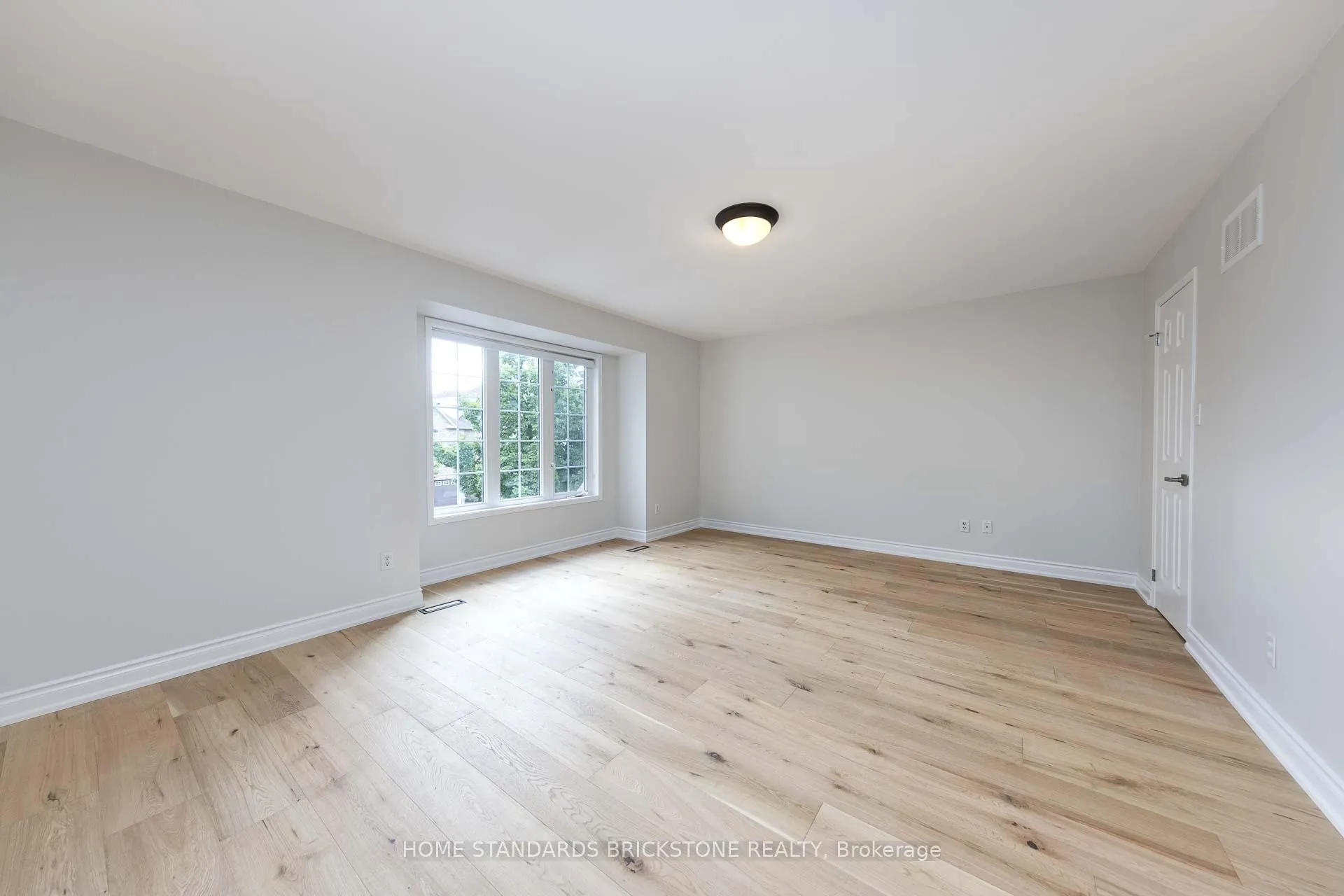 Photo 30 of 76 Leameadow Road, Vaughan, Patterson — HOMEH