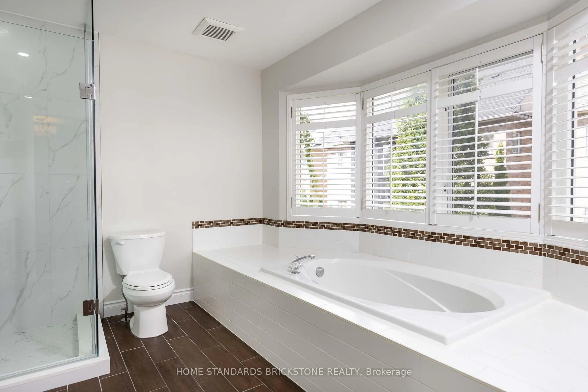 Photo 38 of 76 Leameadow Road, Vaughan, Patterson — HOMEH