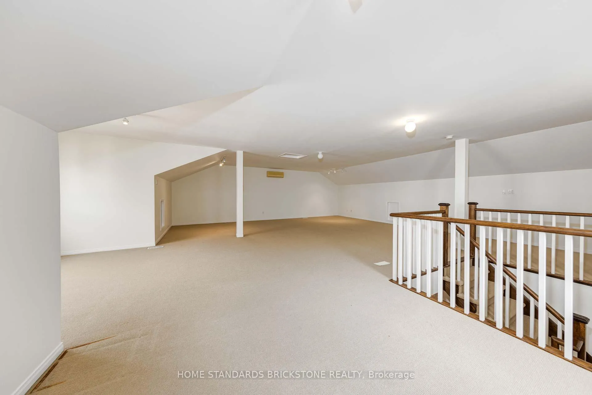Photo 42 of 76 Leameadow Road, Vaughan, Patterson — HOMEH