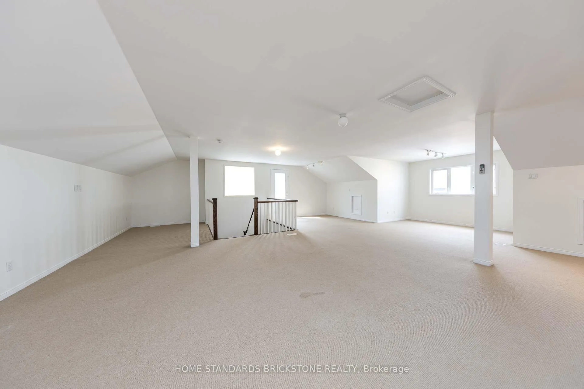 Photo 43 of 76 Leameadow Road, Vaughan, Patterson — HOMEH