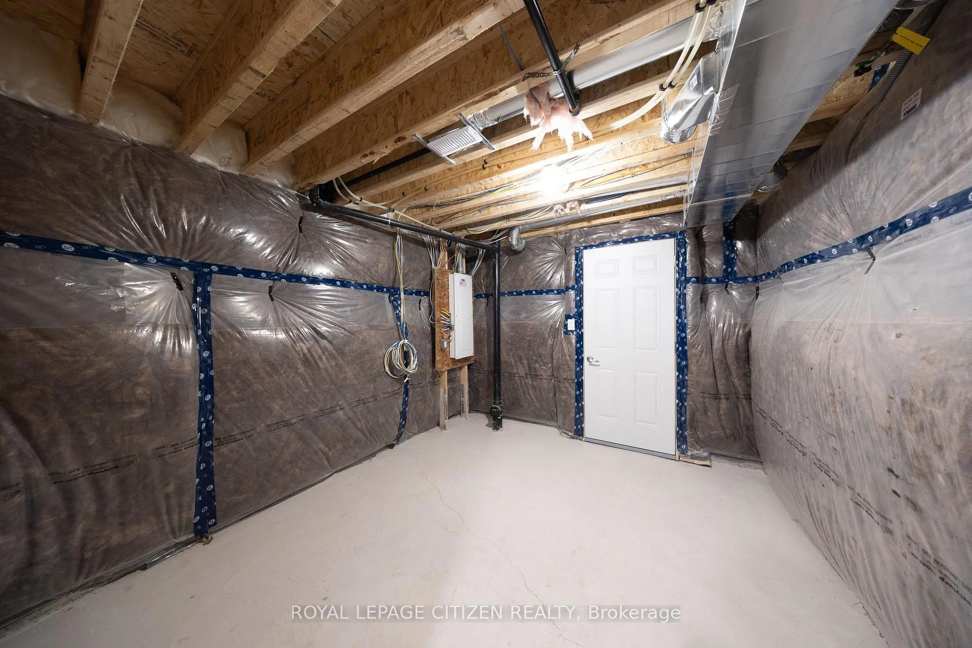 Photo 31 of 68 McGowan Drive, Whitby, Rural Whitby — HOMEH