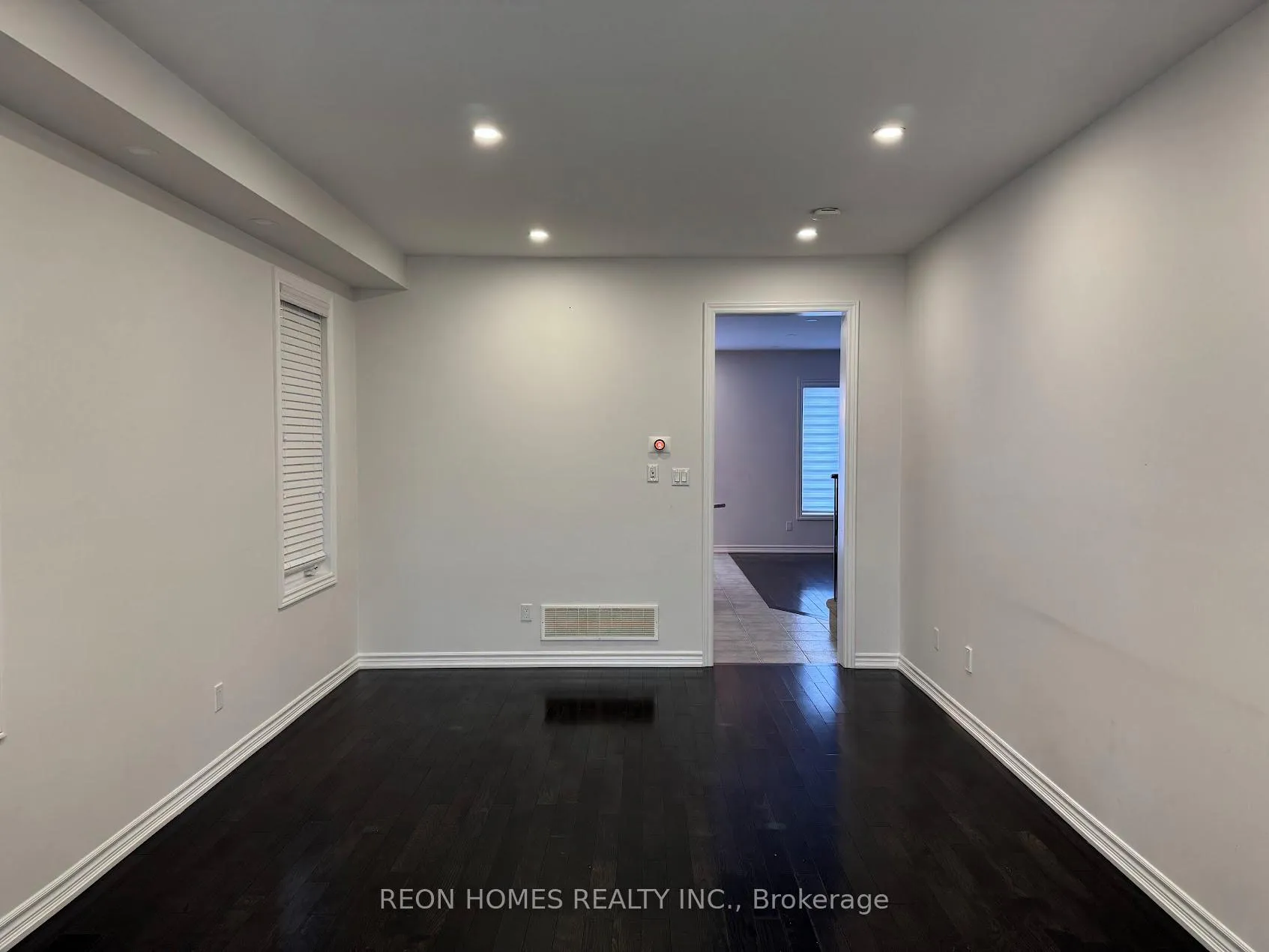 Photo 3 of 1561 Winville Road, Pickering, Duffin Heights — HOMEH