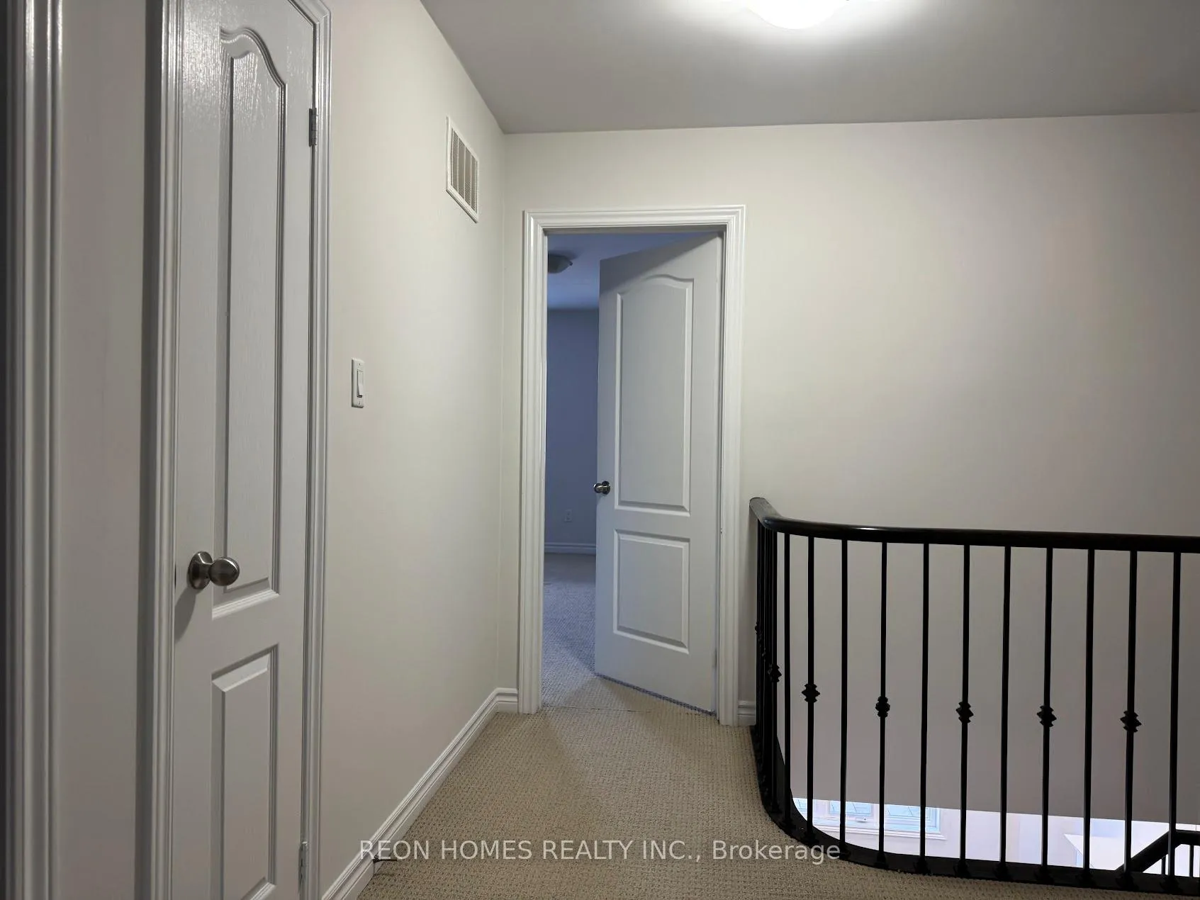 Photo 8 of 1561 Winville Road, Pickering, Duffin Heights — HOMEH