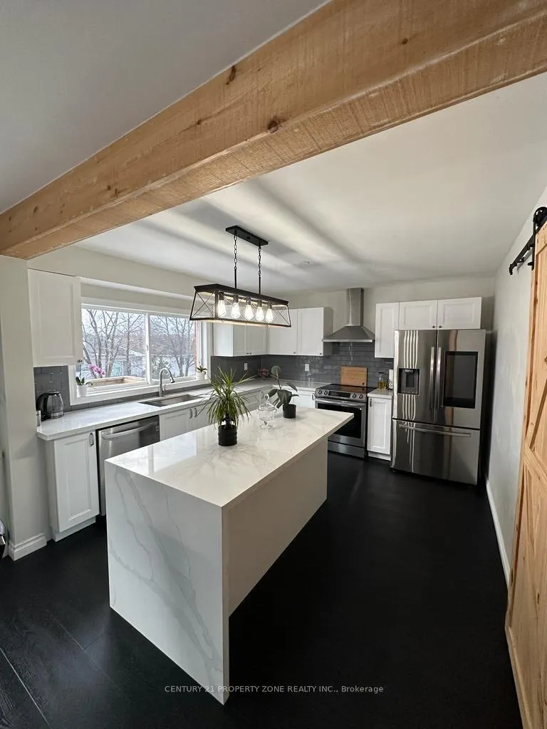Photo 2 of 99 Copeman Crescent, Barrie, 400 East — HOMEH