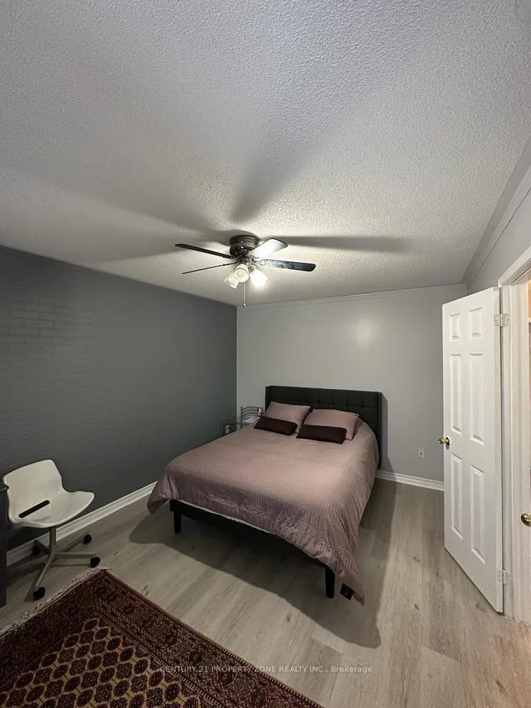 Photo 8 of 99 Copeman Crescent, Barrie, 400 East — HOMEH