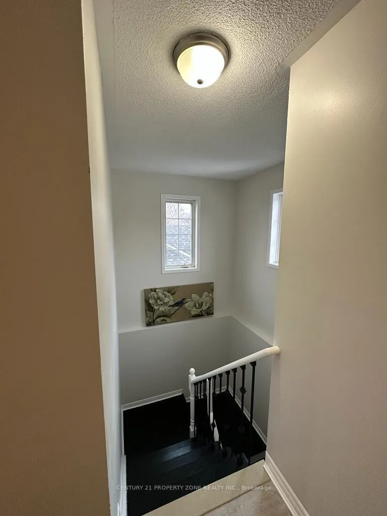 Photo 12 of 99 Copeman Crescent, Barrie, 400 East — HOMEH