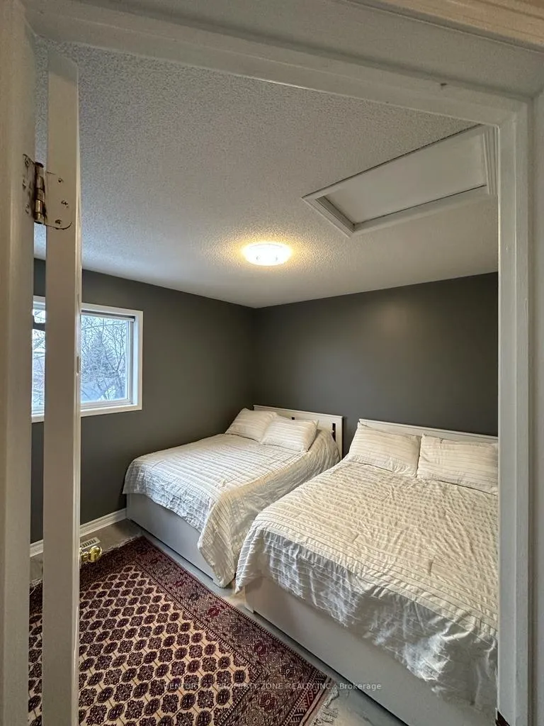 Photo 14 of 99 Copeman Crescent, Barrie, 400 East — HOMEH
