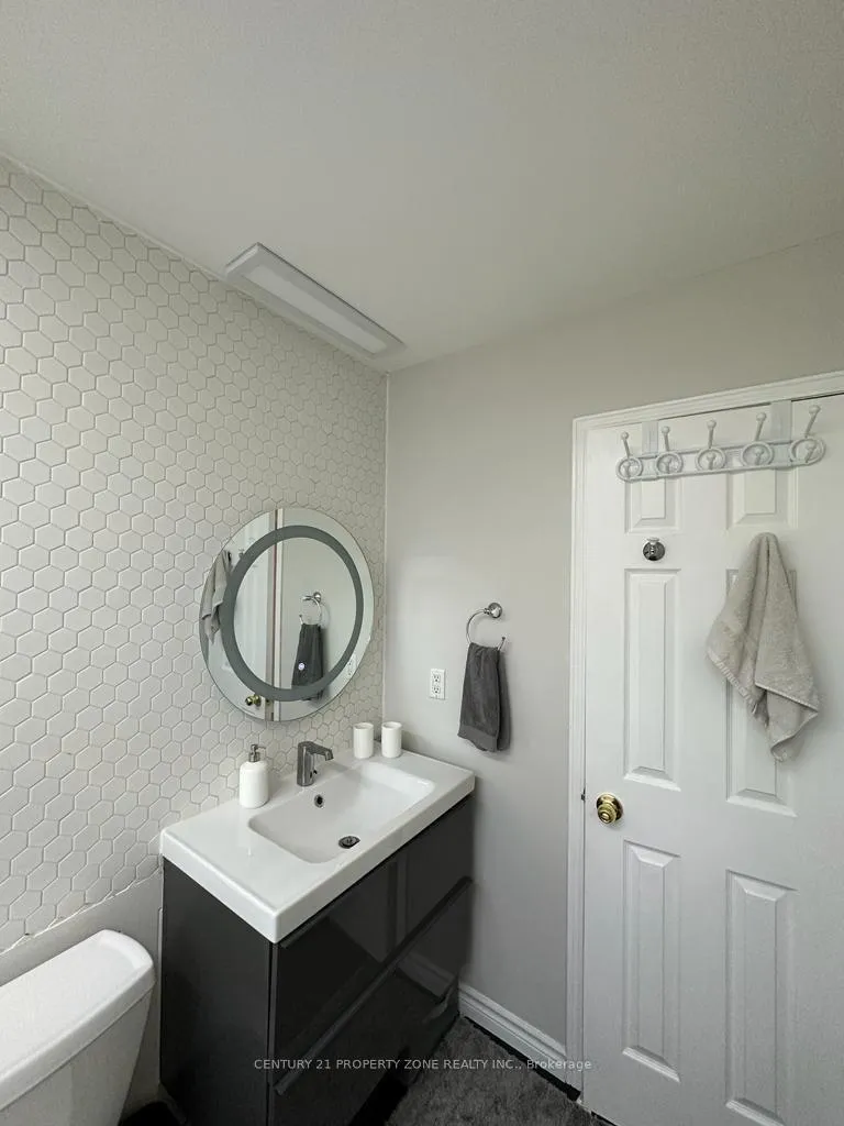 Photo 16 of 99 Copeman Crescent, Barrie, 400 East — HOMEH