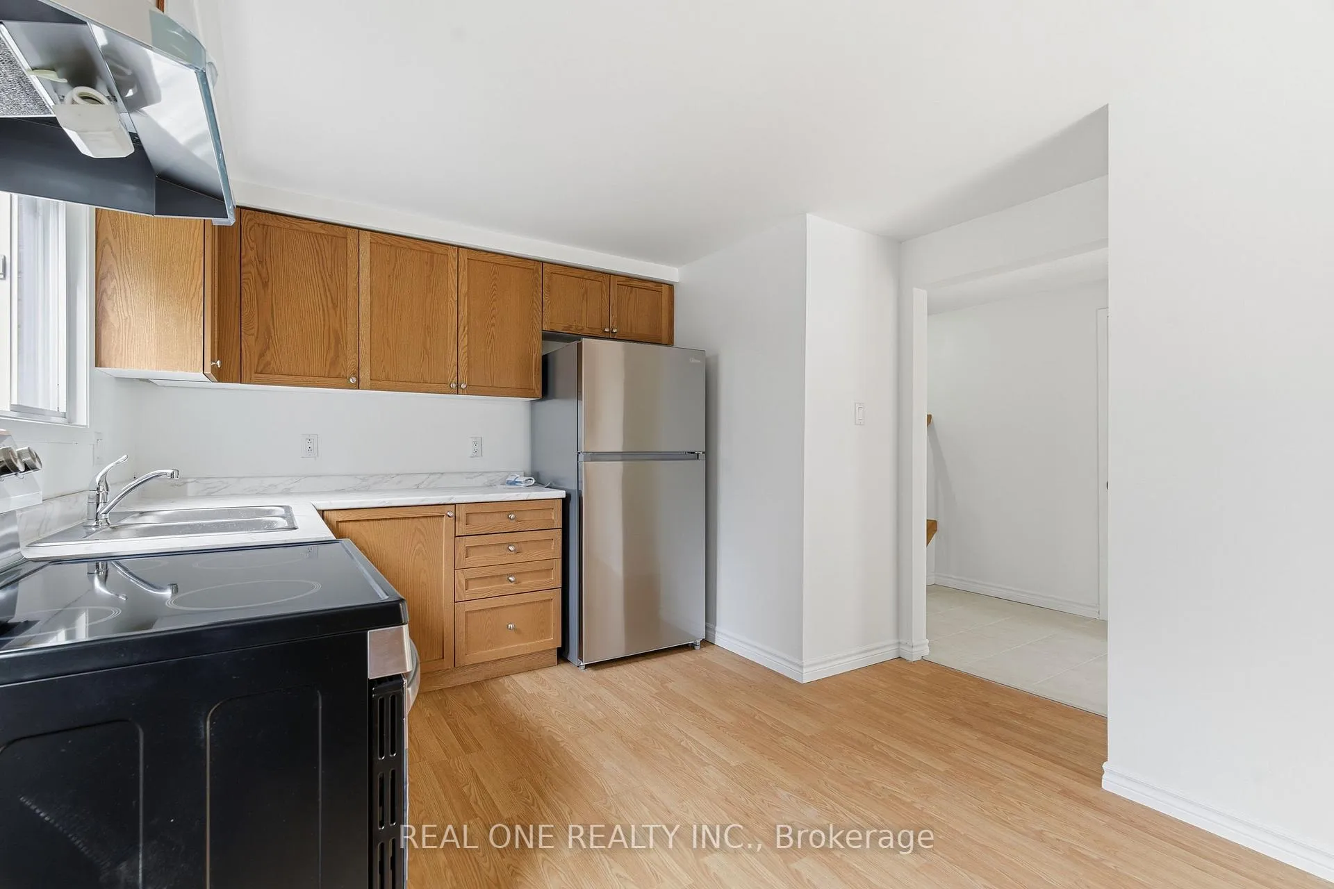 Photo 7 of 51 Koch Drive, Guelph, Kortright West — HOMEH
