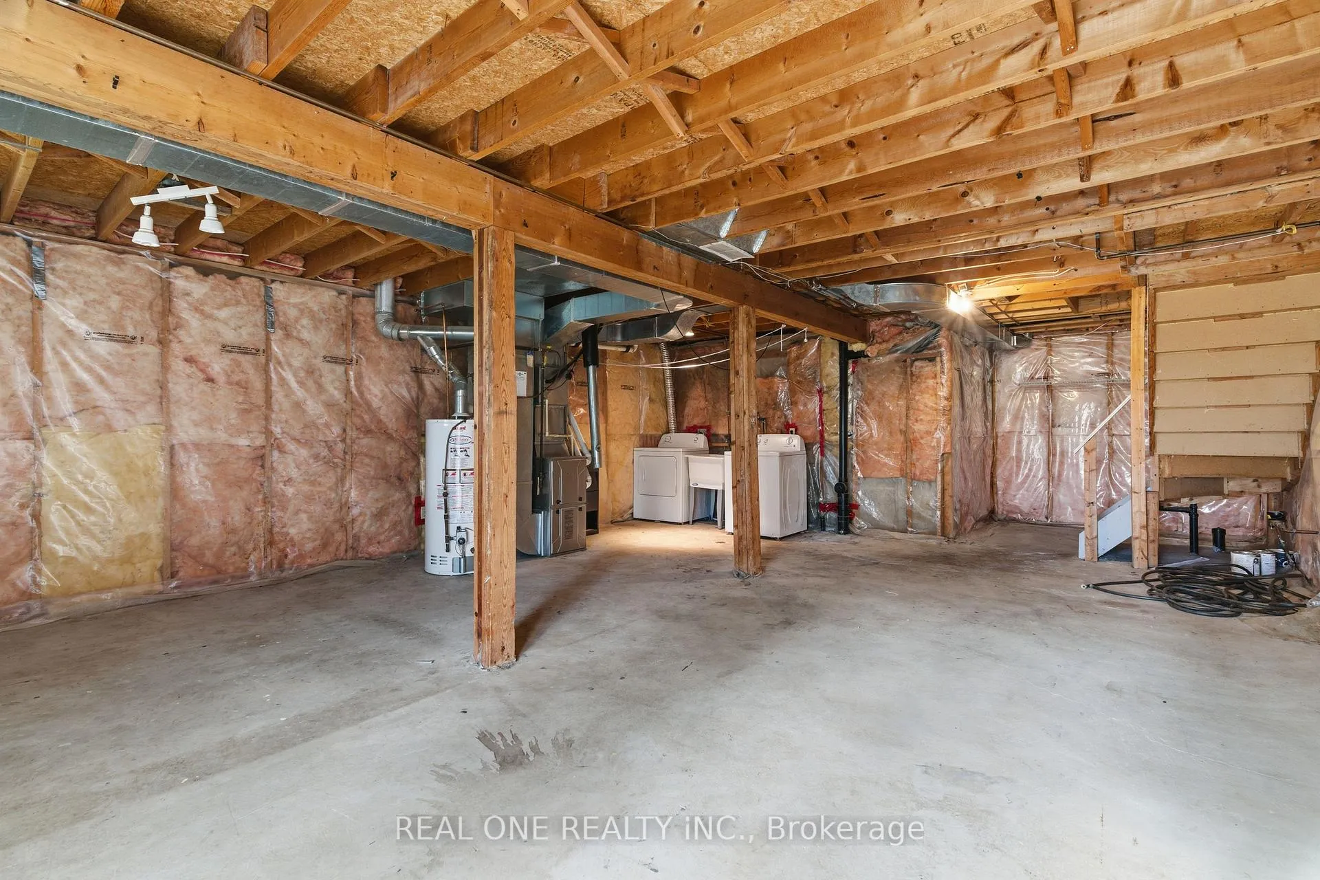Photo 24 of 51 Koch Drive, Guelph, Kortright West — HOMEH