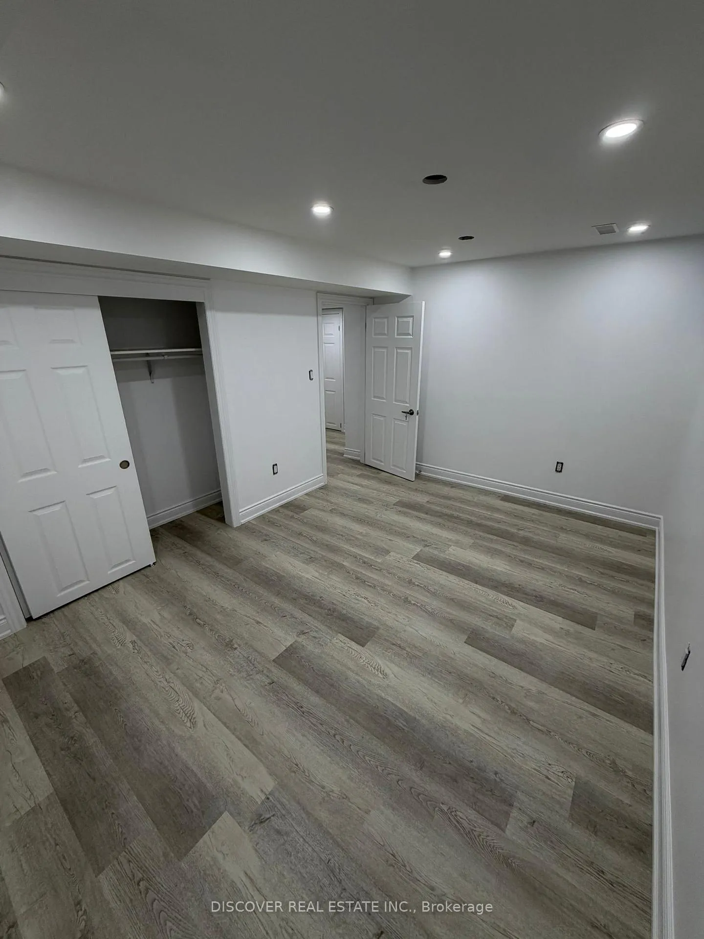 Photo 7 of 1569 Pennel Drive, Oshawa, Taunton — HOMEH