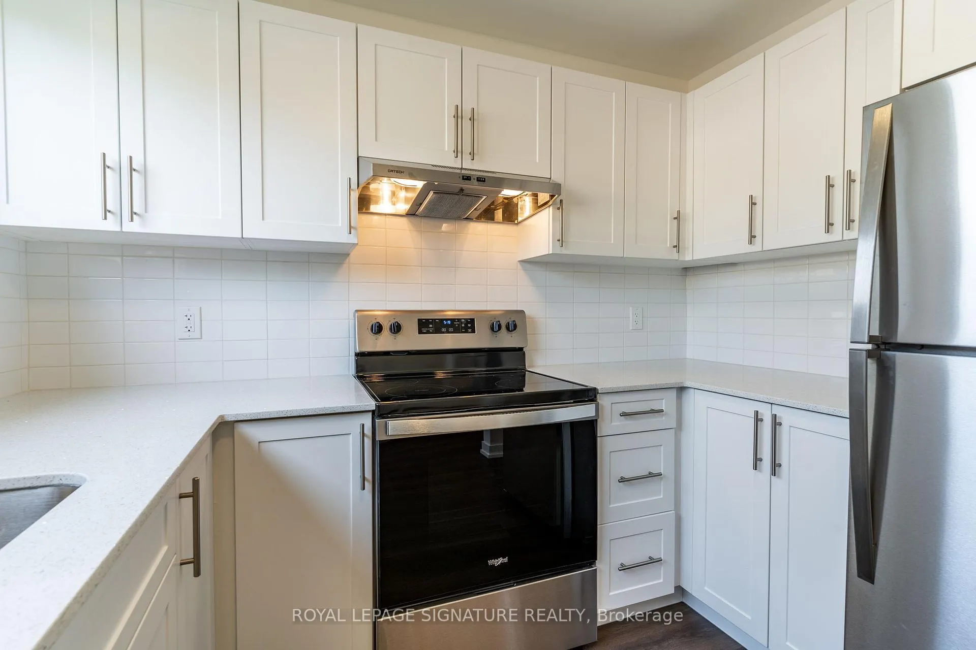 Photo 7 of 78 Woodman Drive N, Hamilton, Kentley — HOMEH