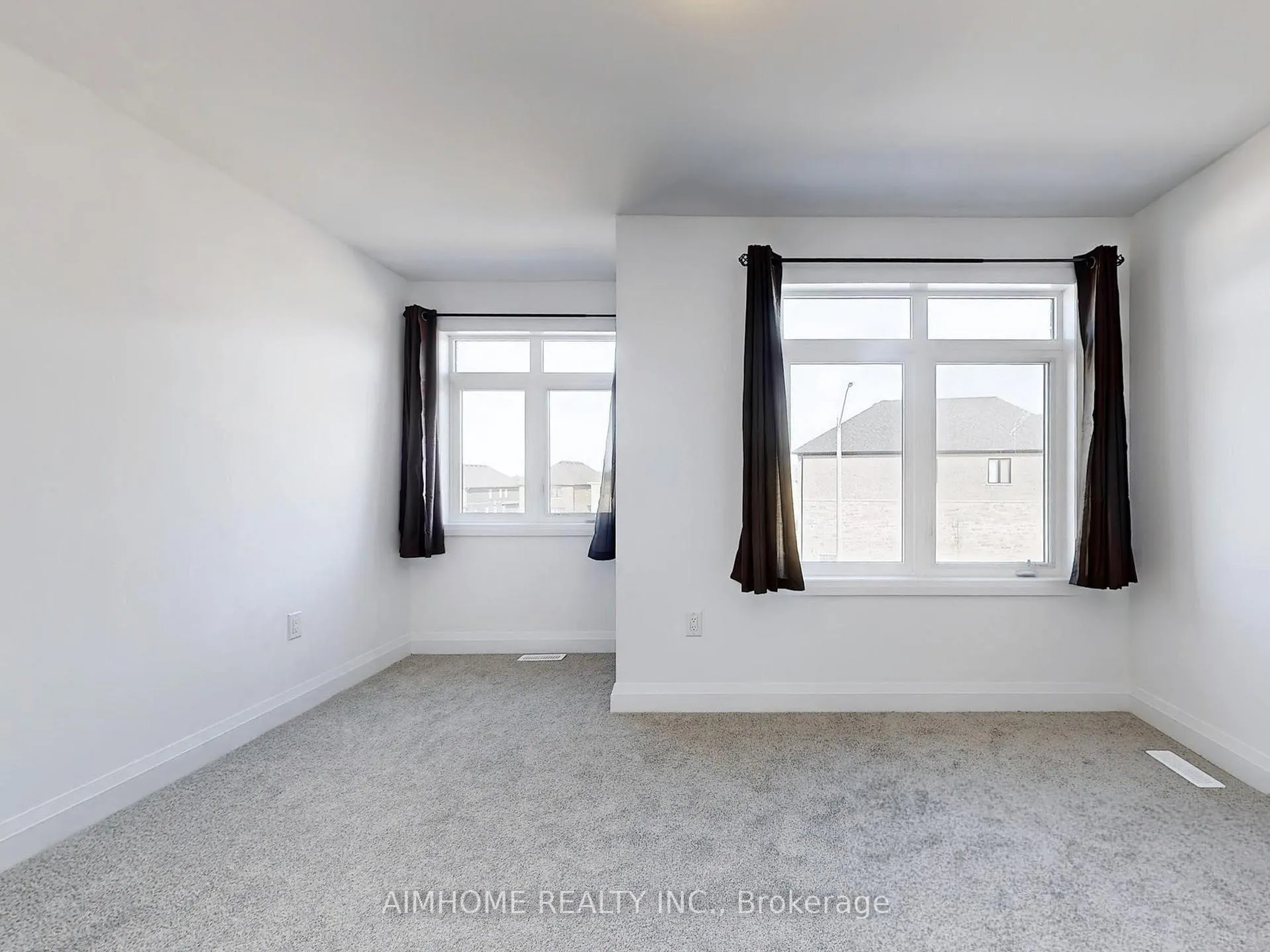 Photo 19 of 17 Gateway Drive, Barrie, Rural Barrie Southeast — HOMEH