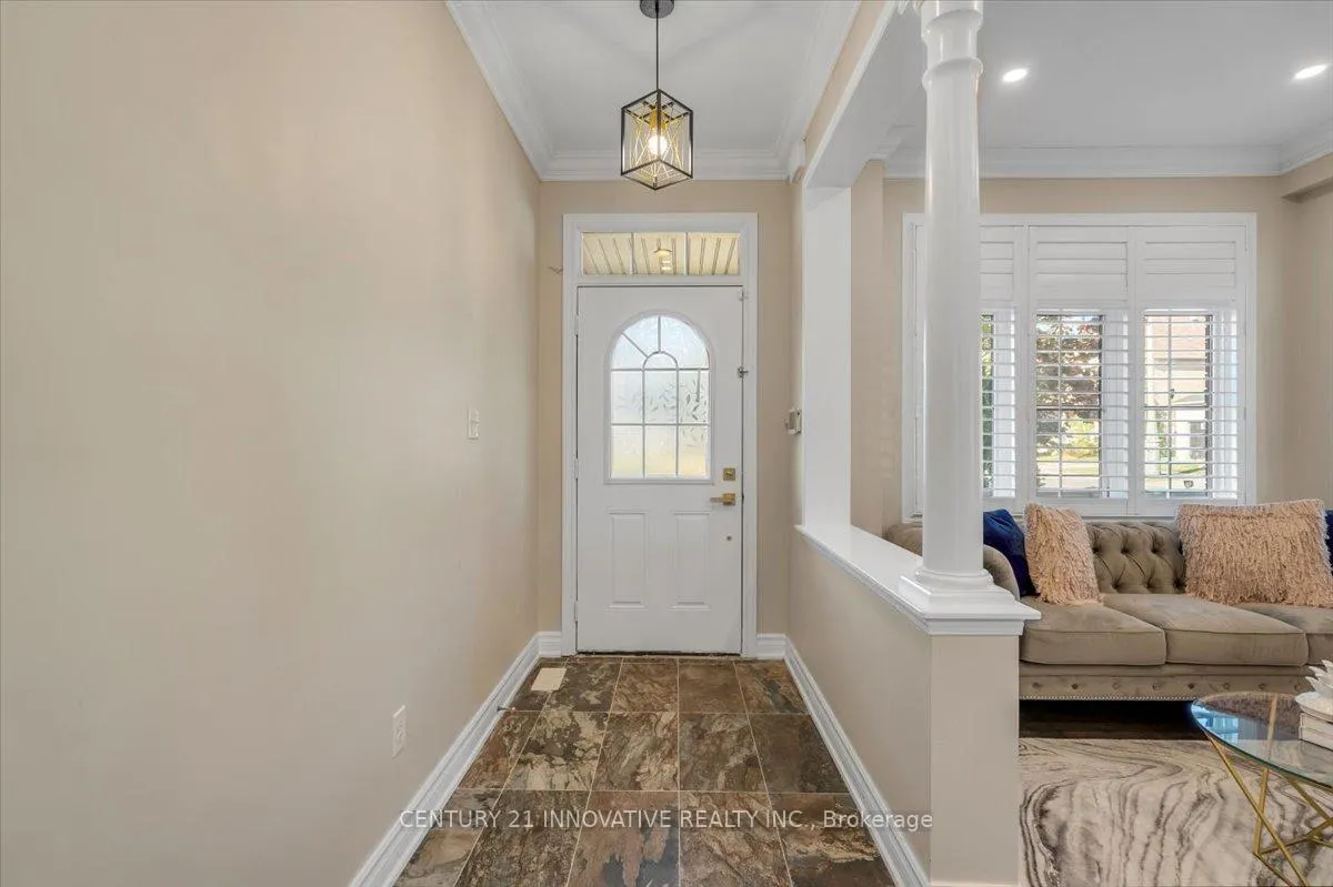 Photo 2 of 2463 Winlord Place, Oshawa, Windfields — HOMEH