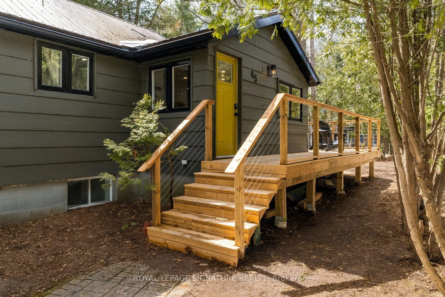 Photo 3 of 45 Robern Avenue, Tiny, Rural Tiny — HOMEH