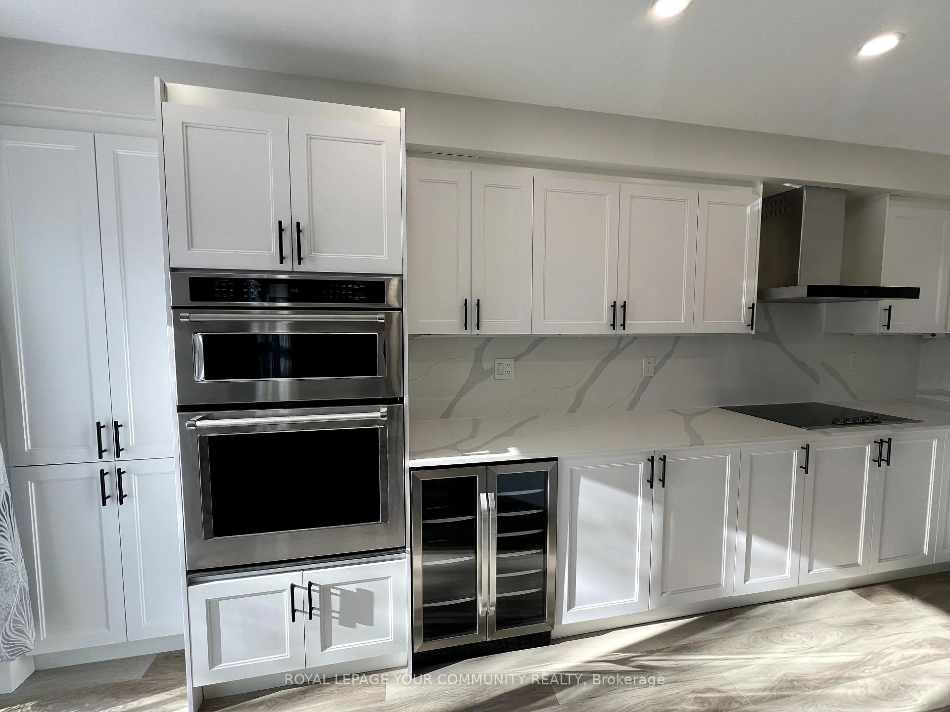 Photo 5 of 167 Cunningham Drive, Barrie, Ardagh — HOMEH